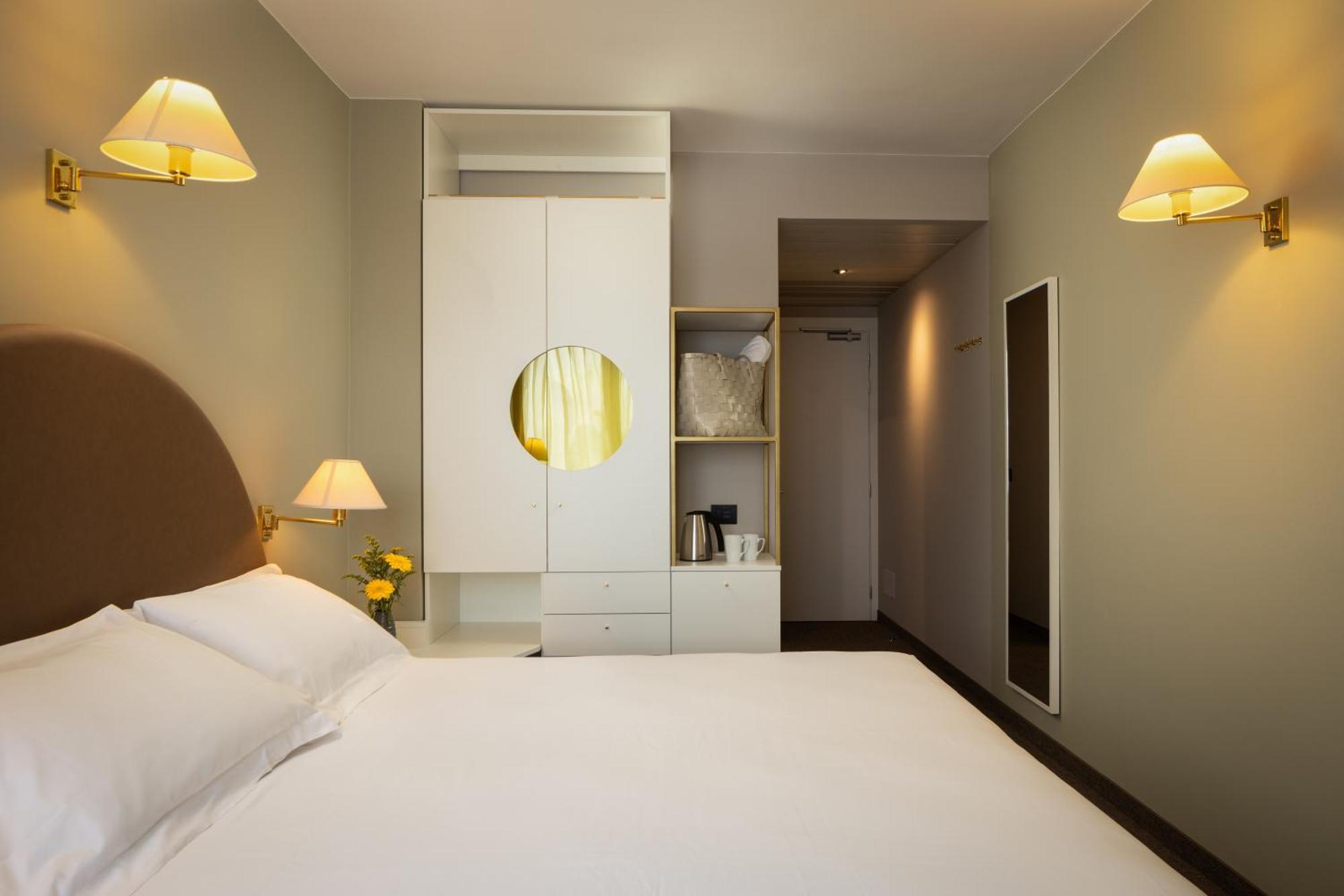 Comfort Twin or Double Room Lake View