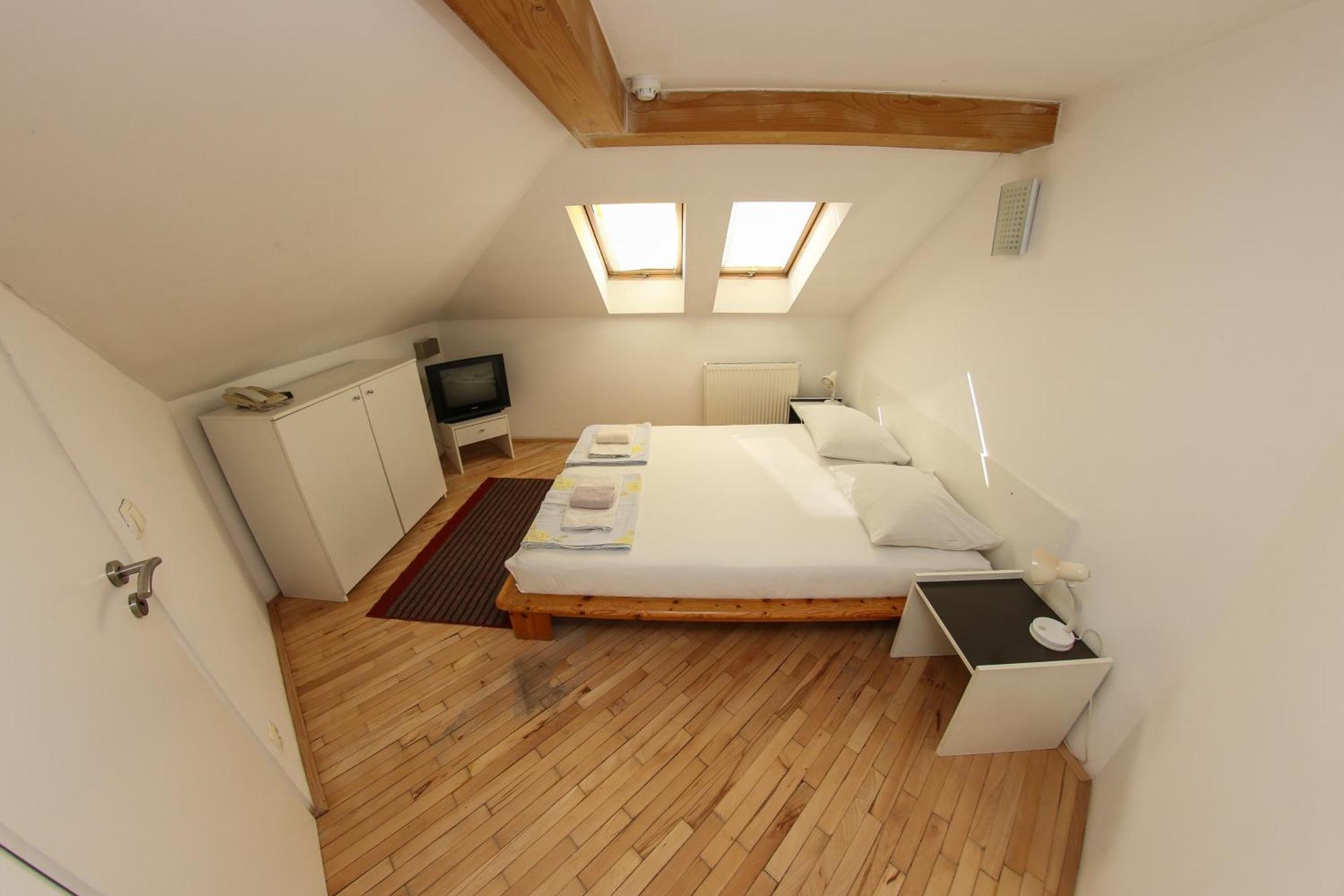 Economy Double Room