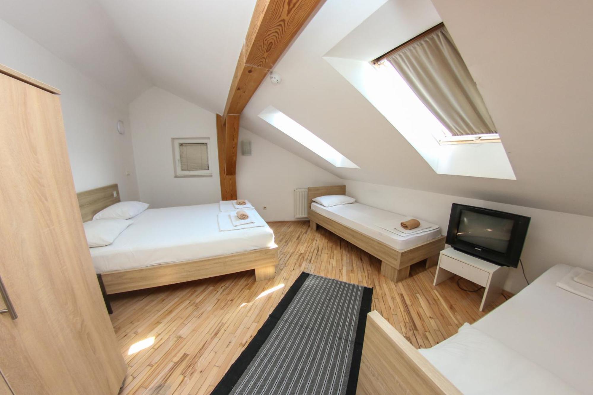 Economy Quadruple Room