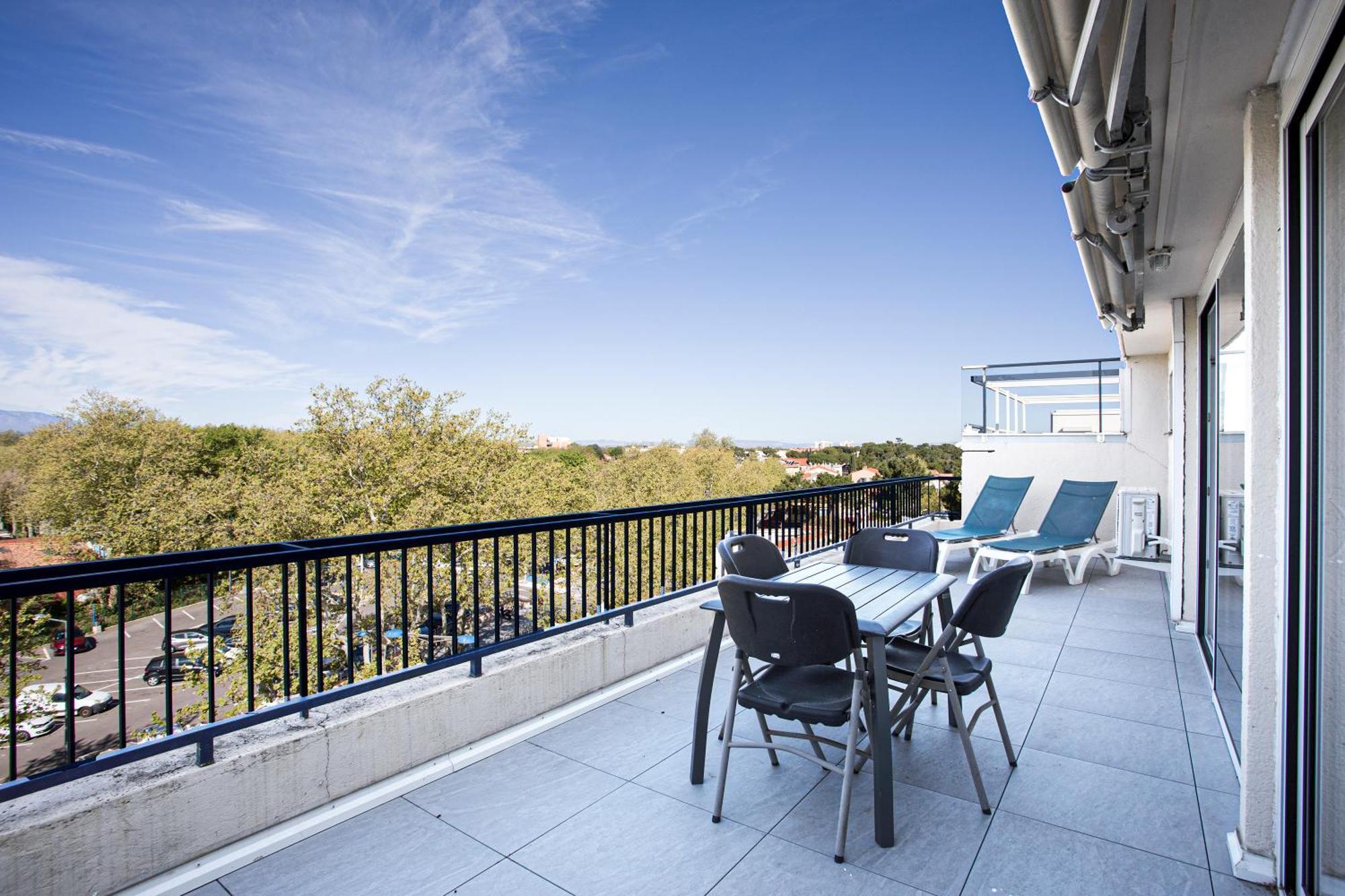 Comfort Family Suite Rooftop Terrace Air Conditioning Mountain View
