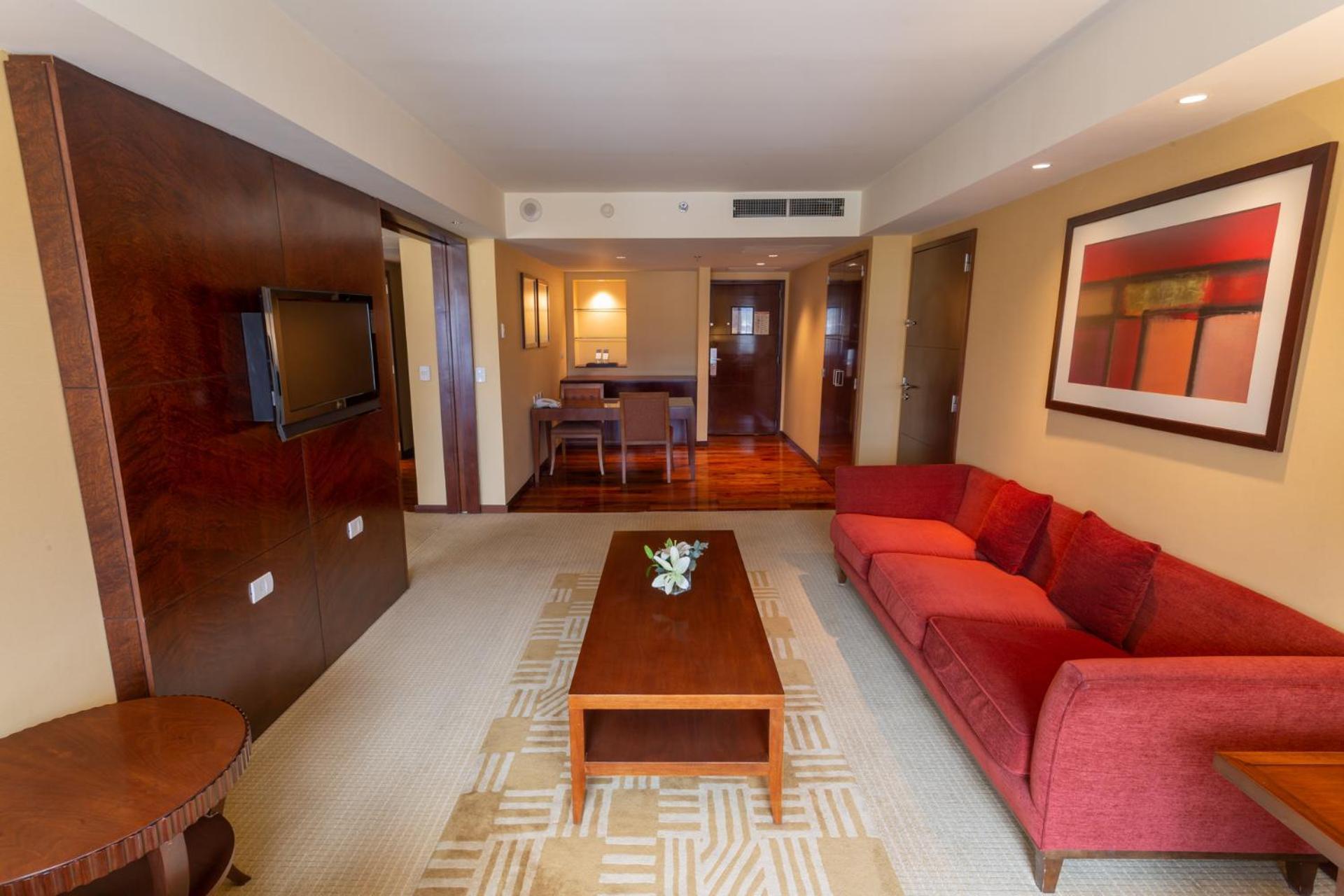 TWO BEDS SUITE 1 Bedroom Suite