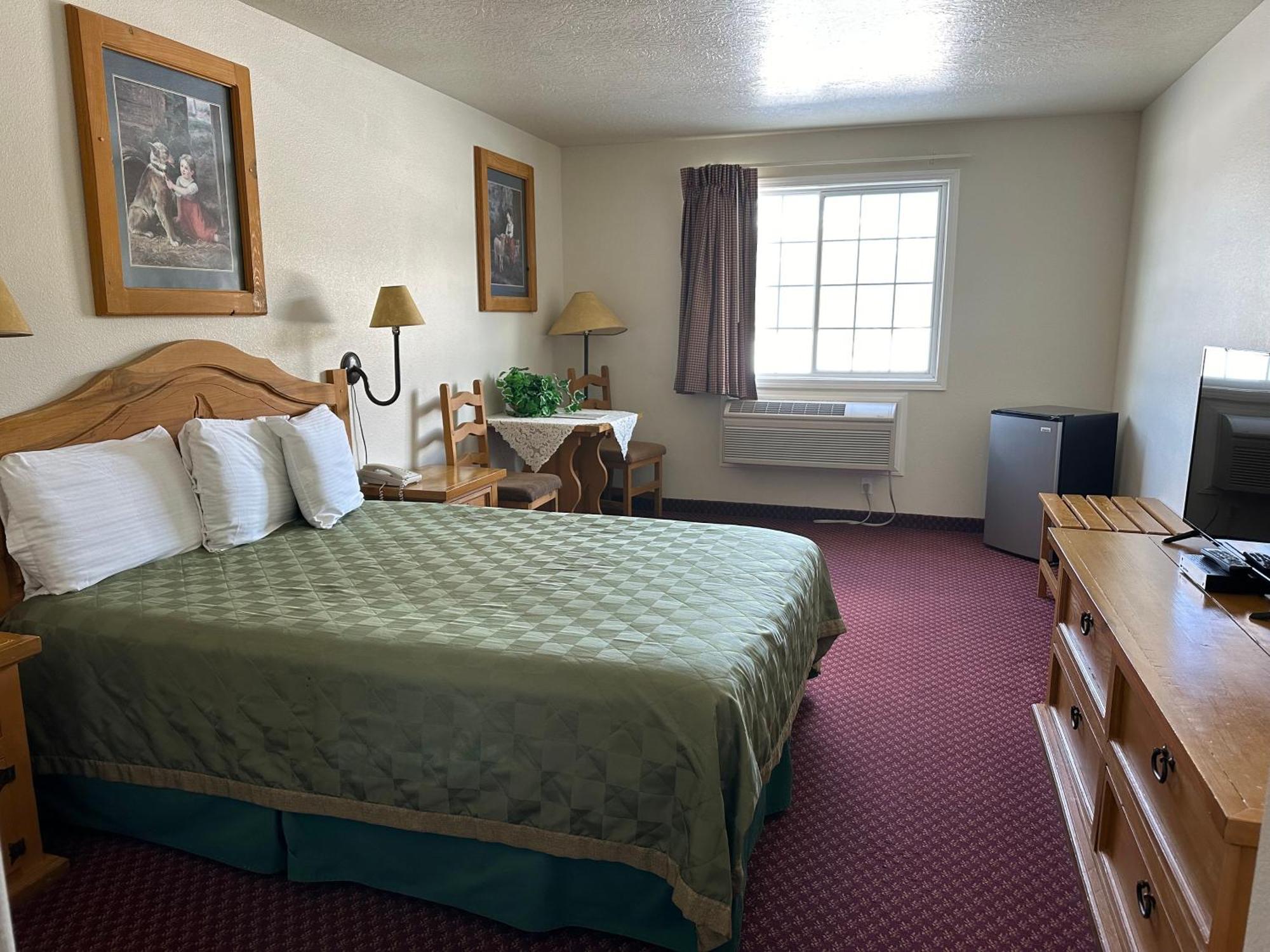 Queen Room