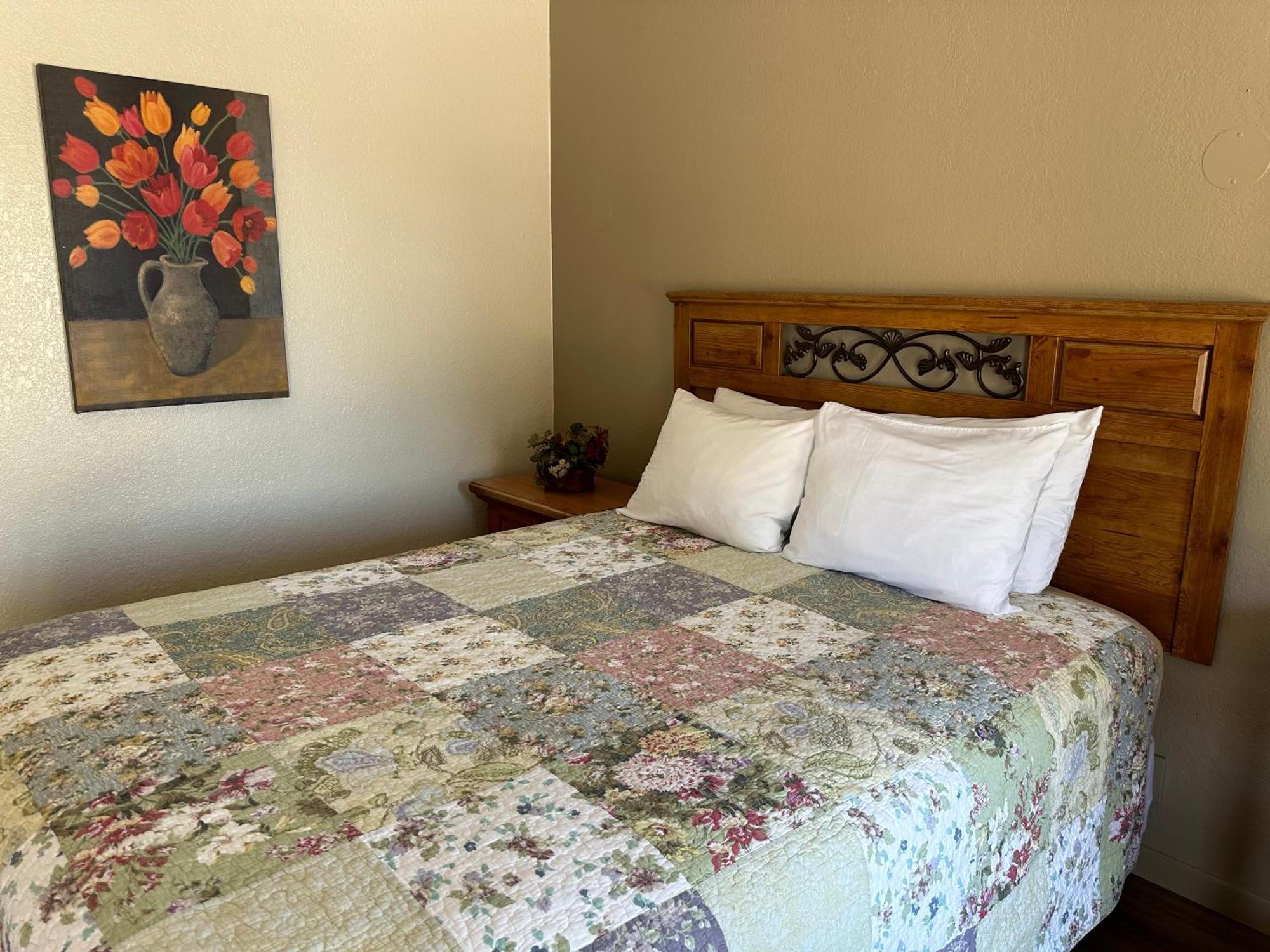 Queen Room