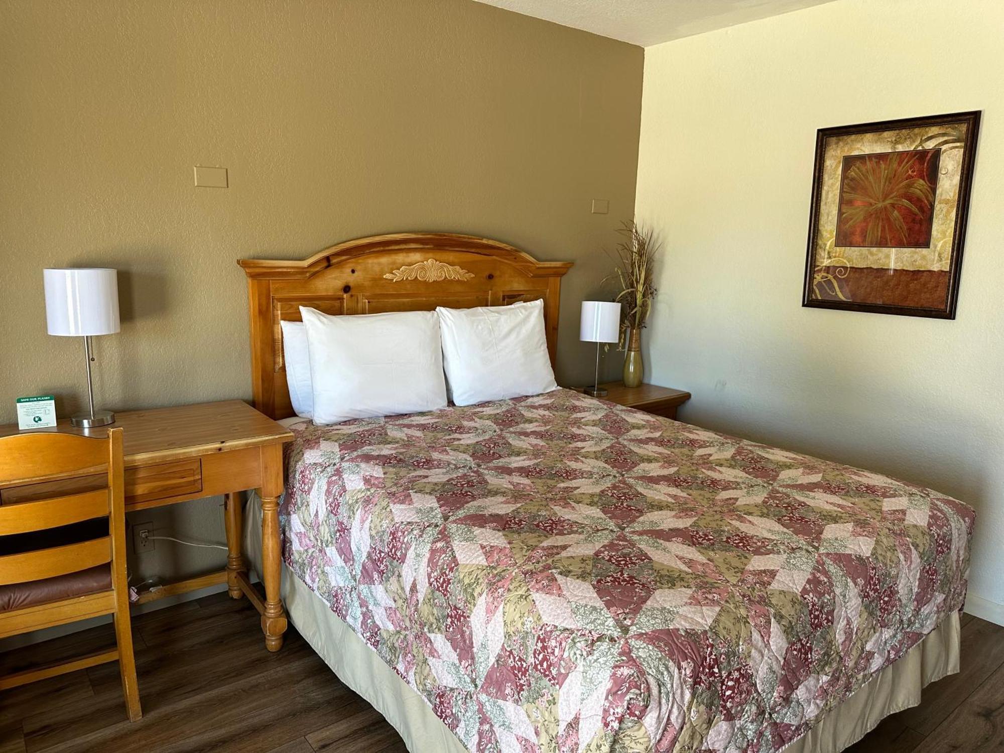 Queen Room