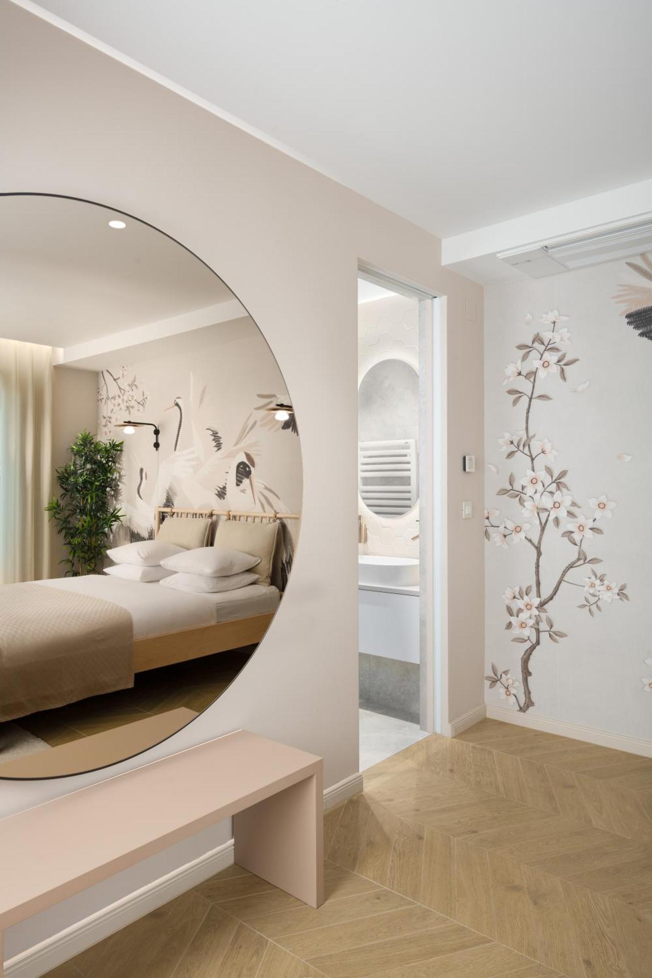 Deluxe Double Room Balcony Private Bathroom
