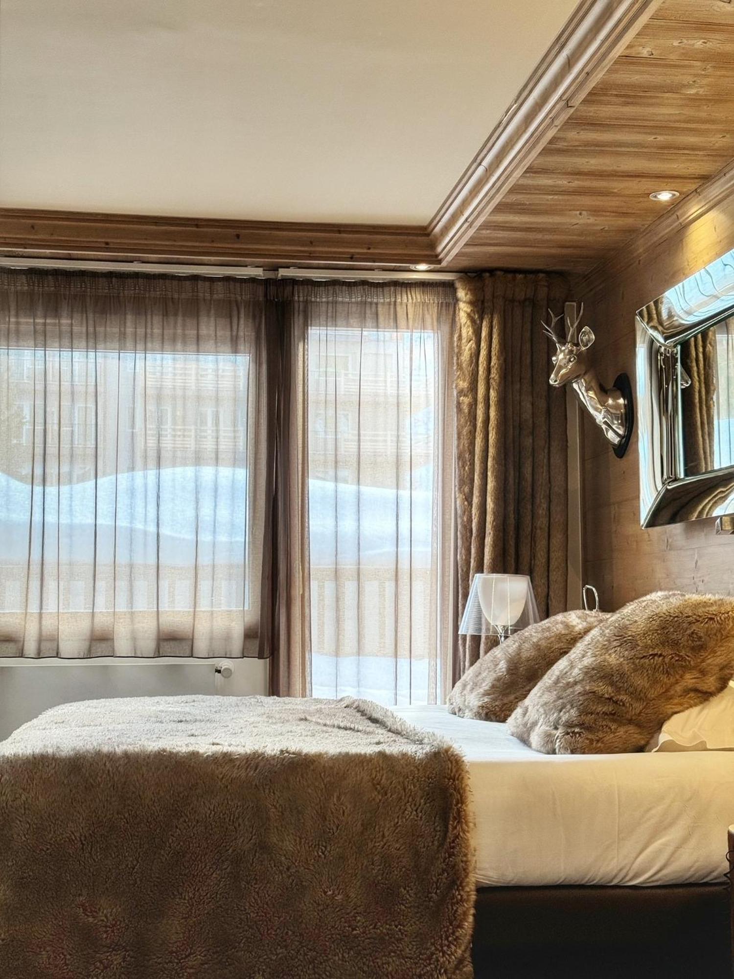 Classic Double Room Mountain View
