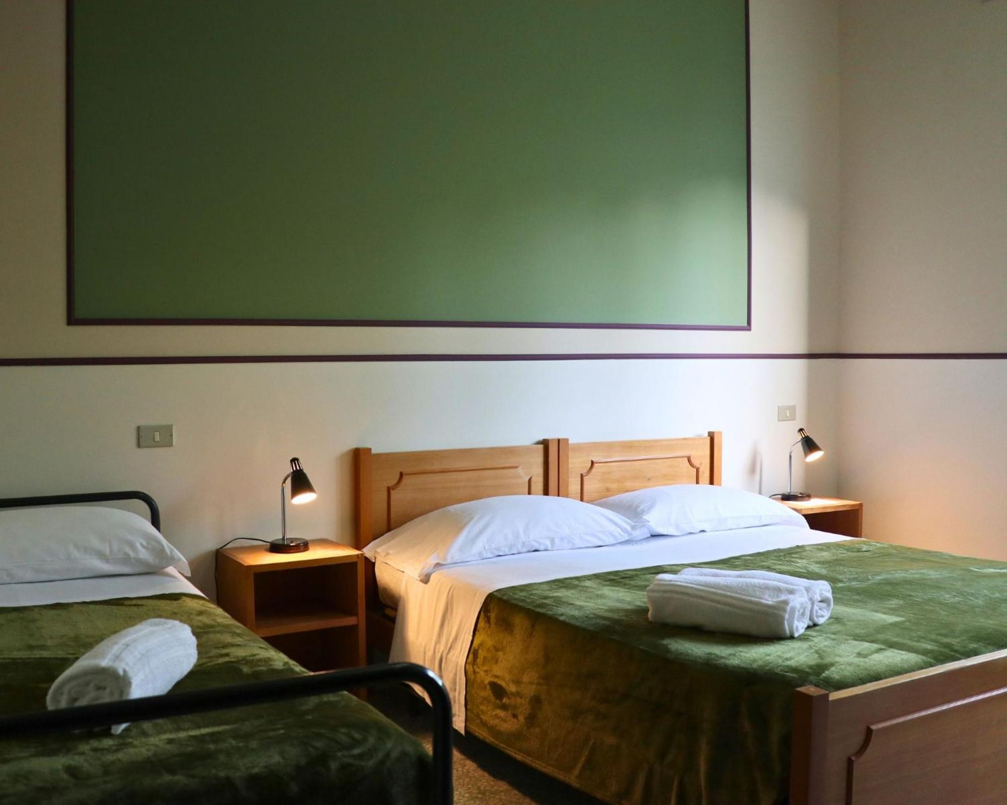 Triple Room,1567406543:JPEG