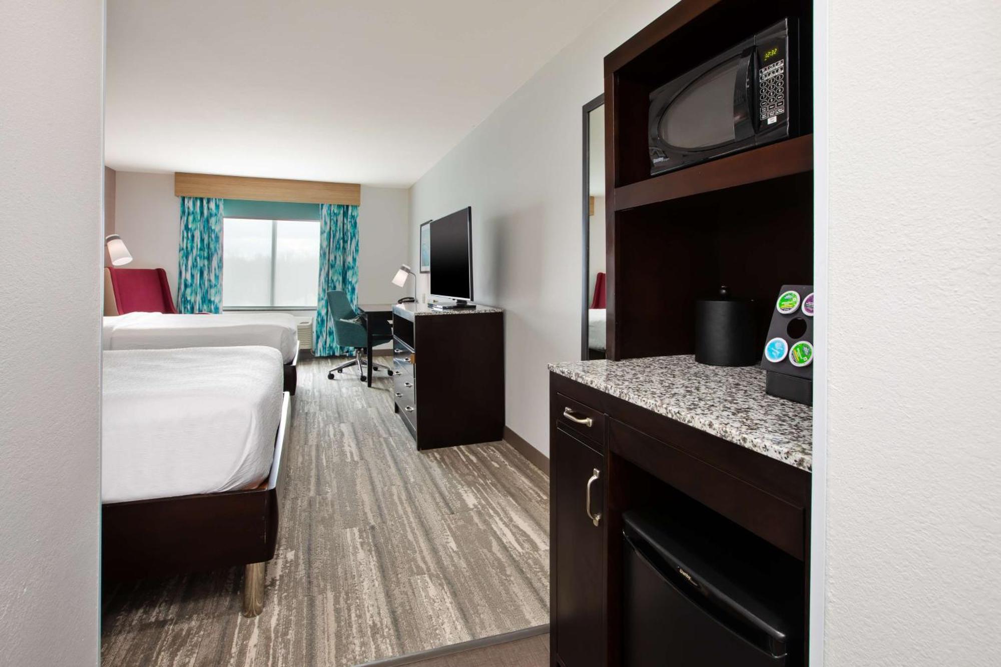 Queen Room Two Queen Beds