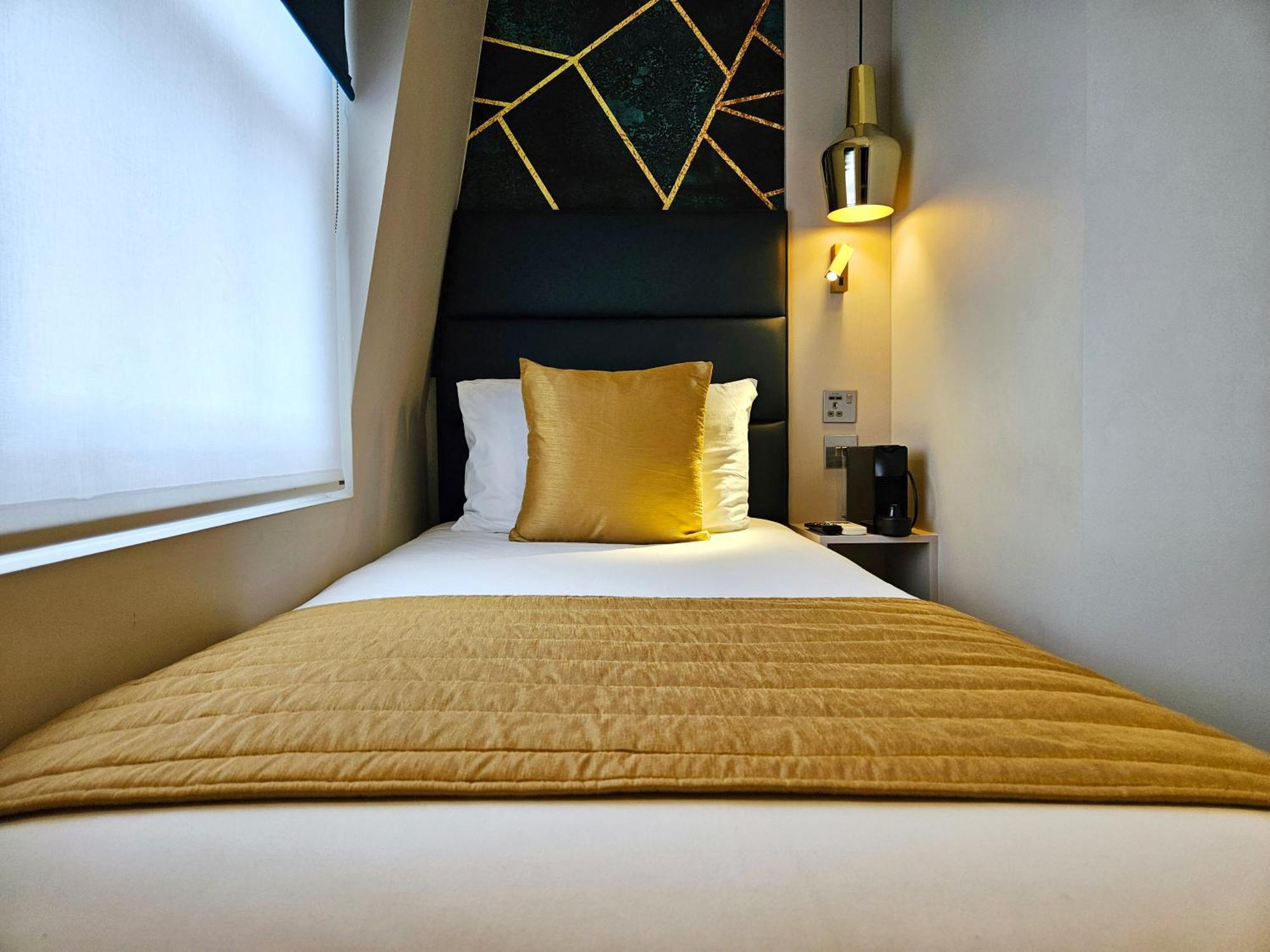 Small Single Room