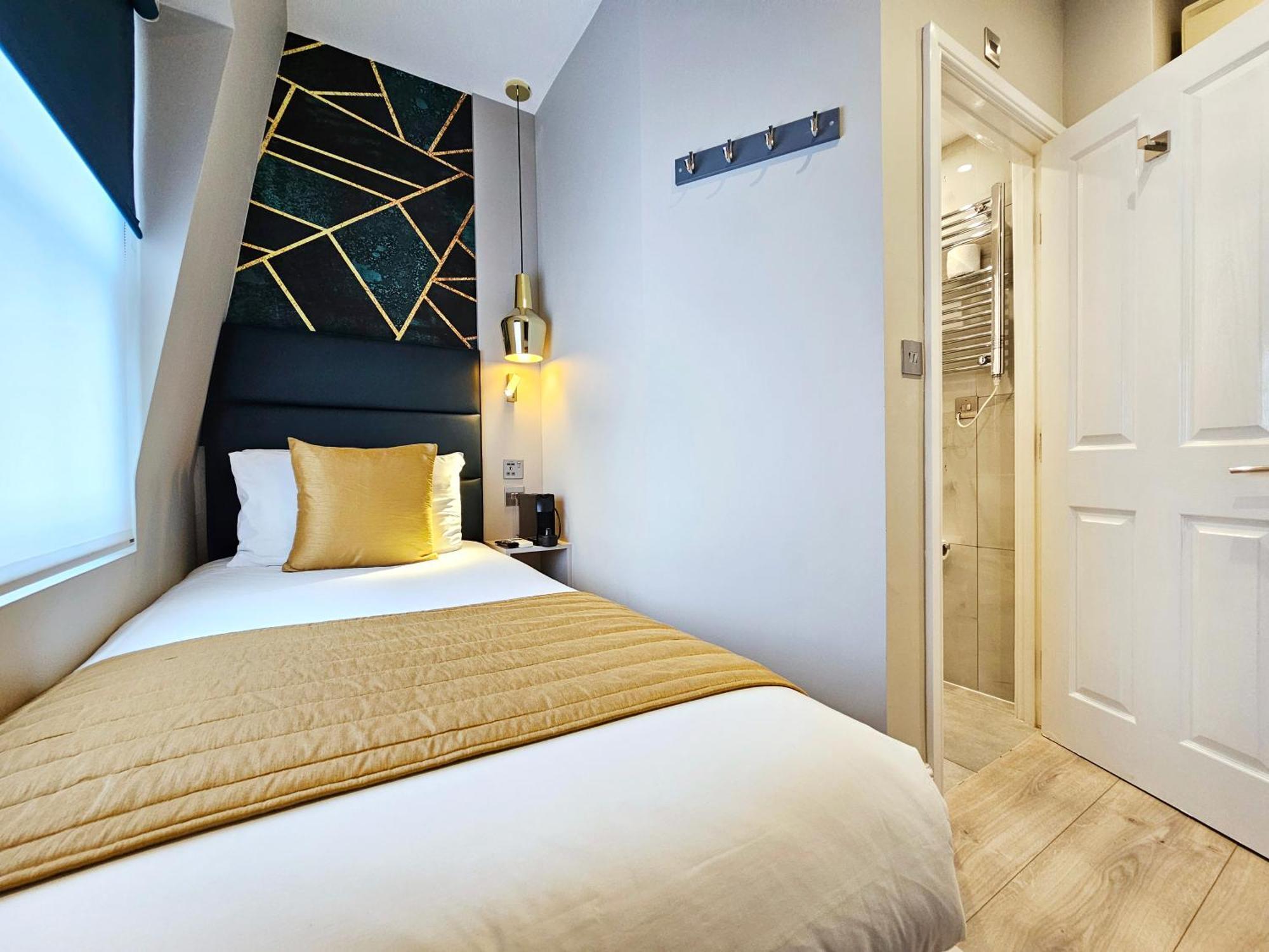 Small Single Room