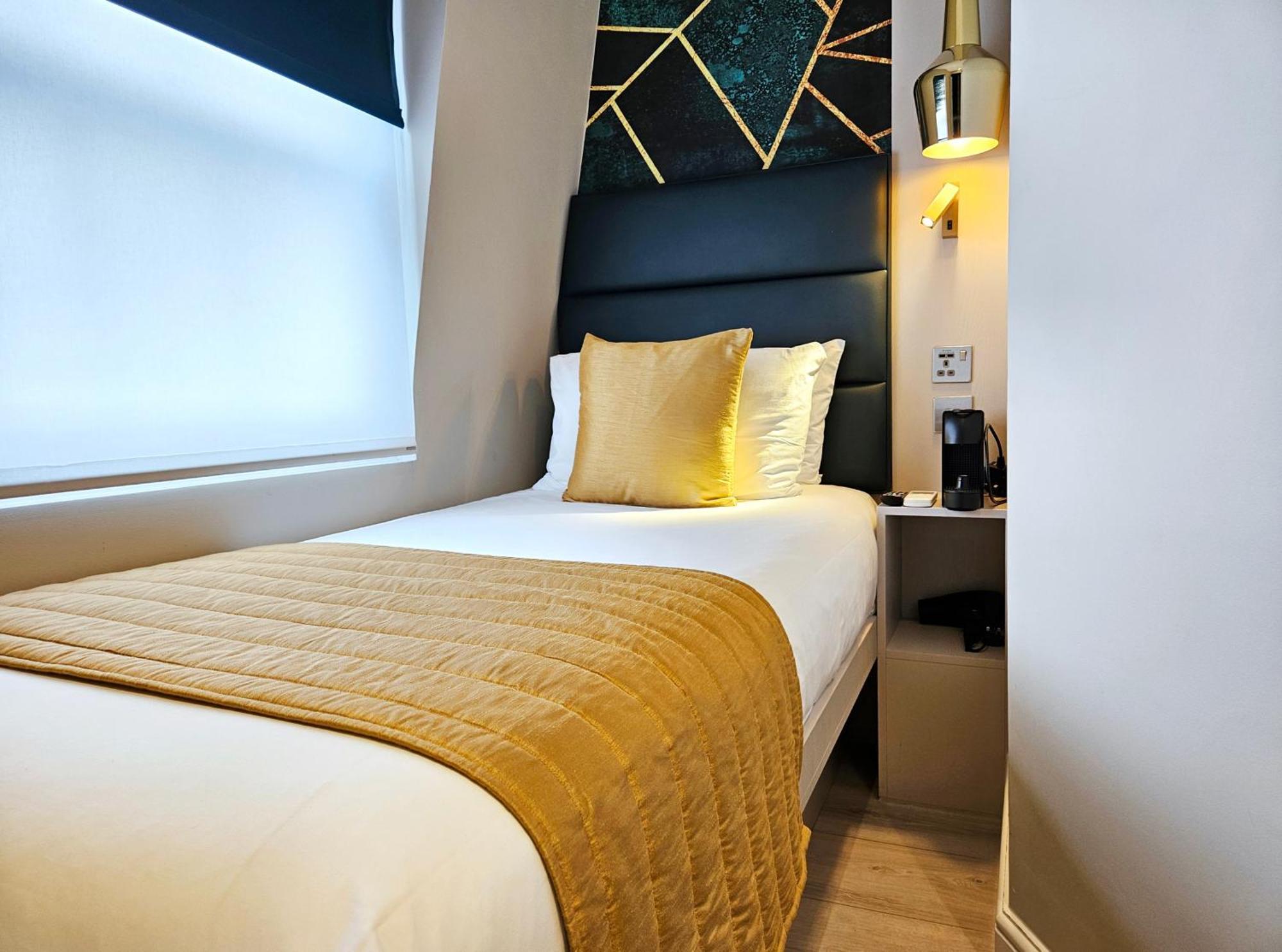 Small Single Room