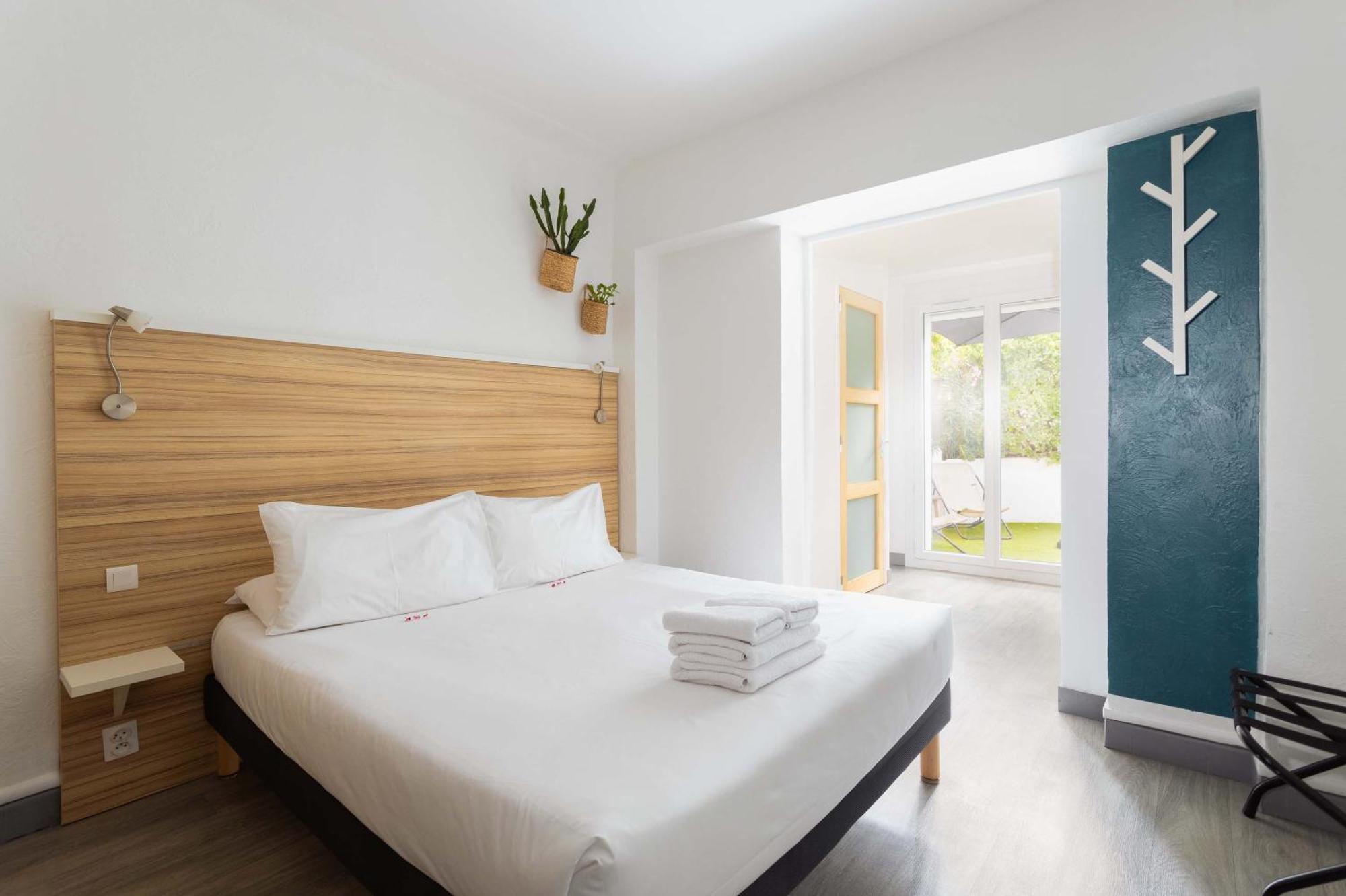 Superior Double Room 20 m2 Private Terrace