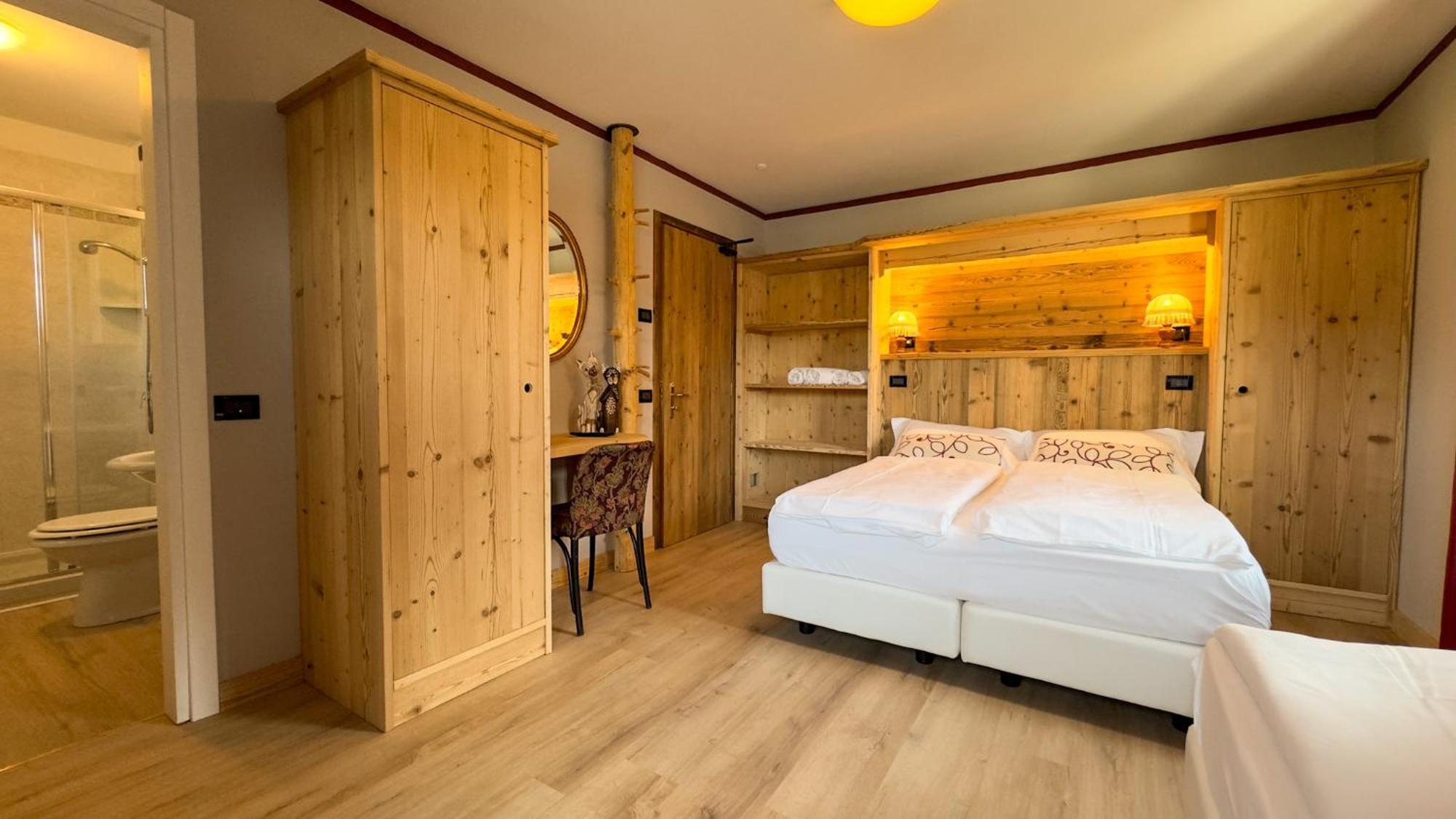 Basic Triple Room