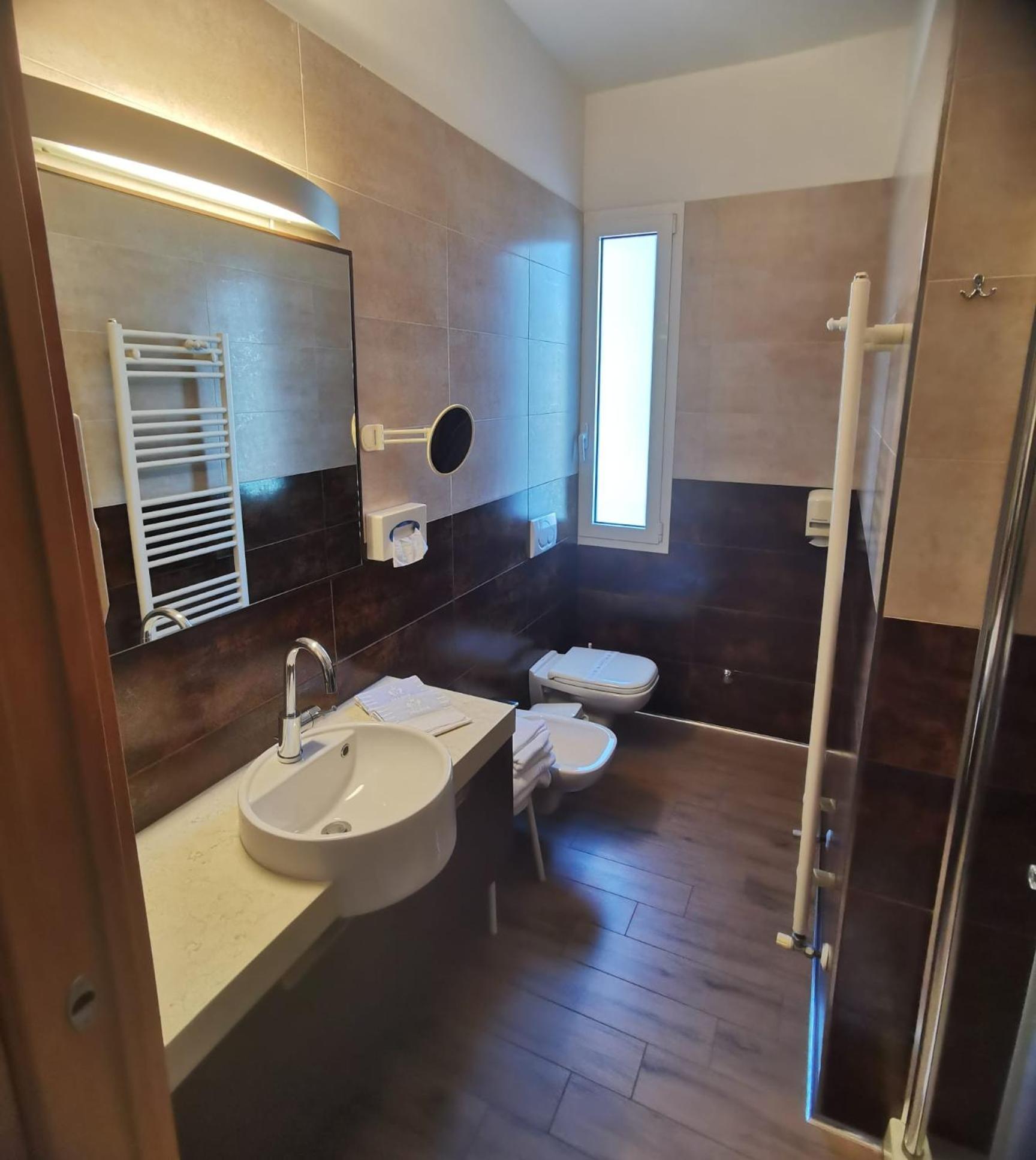 Superior Double Room,1572631895:JPEG