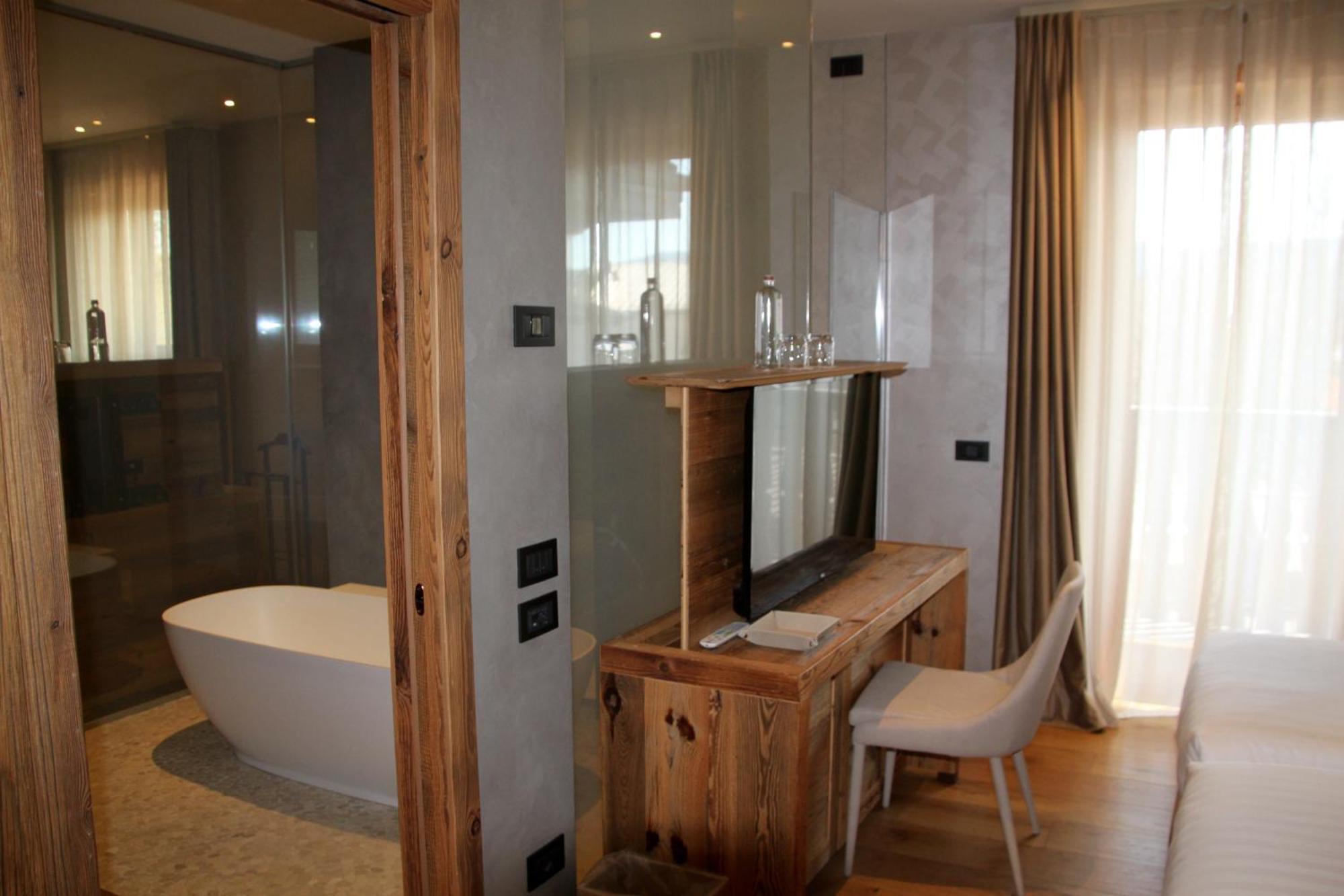 Suite Balcony