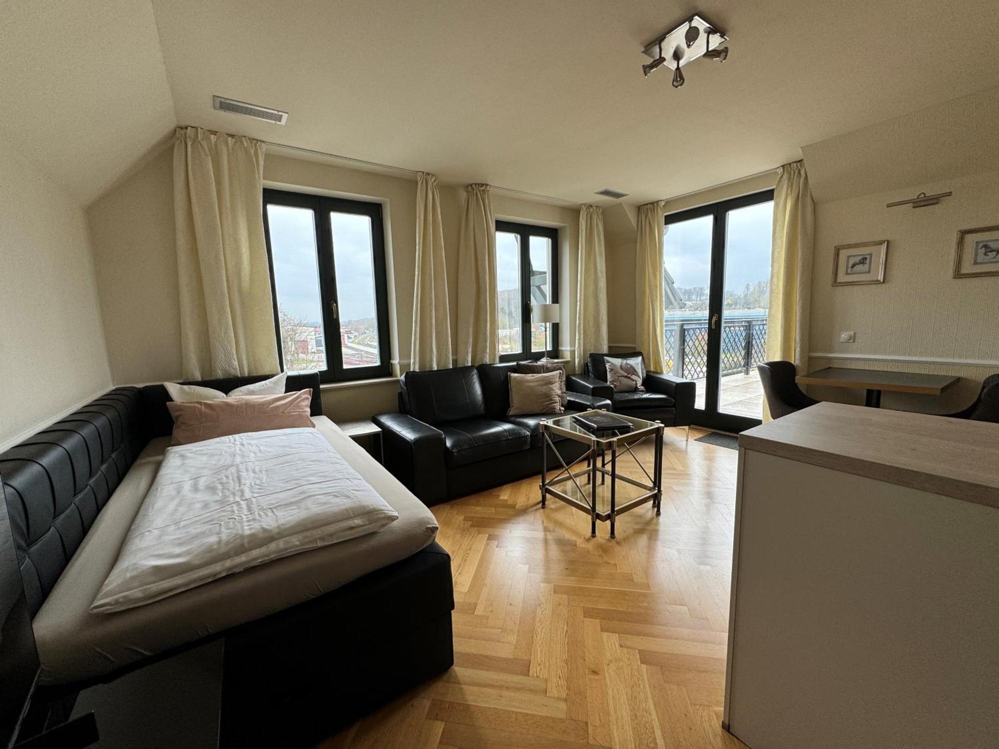 Apartment Terrace Attic Floor without