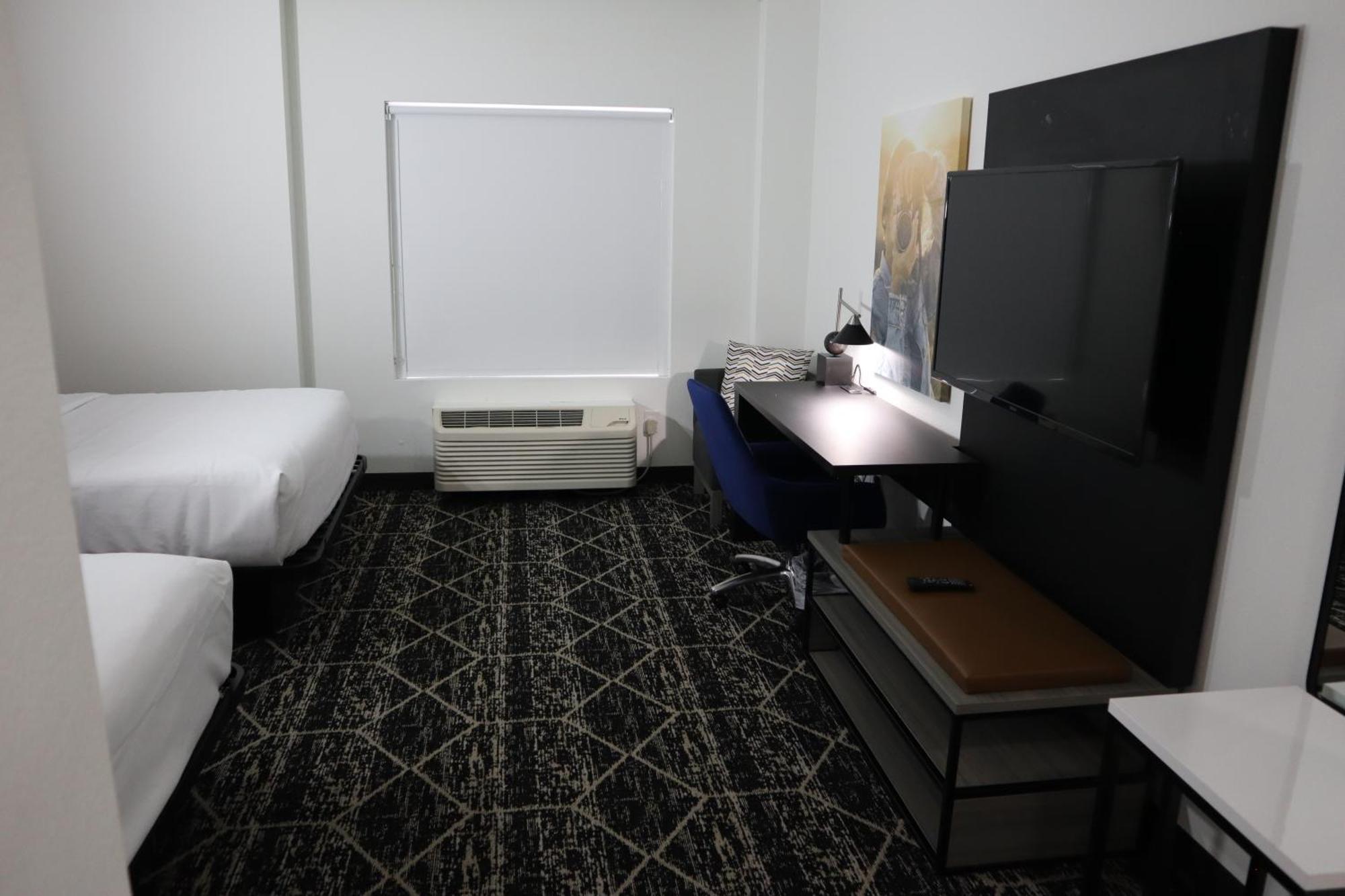Double Room Two Double Beds Non-Smoking