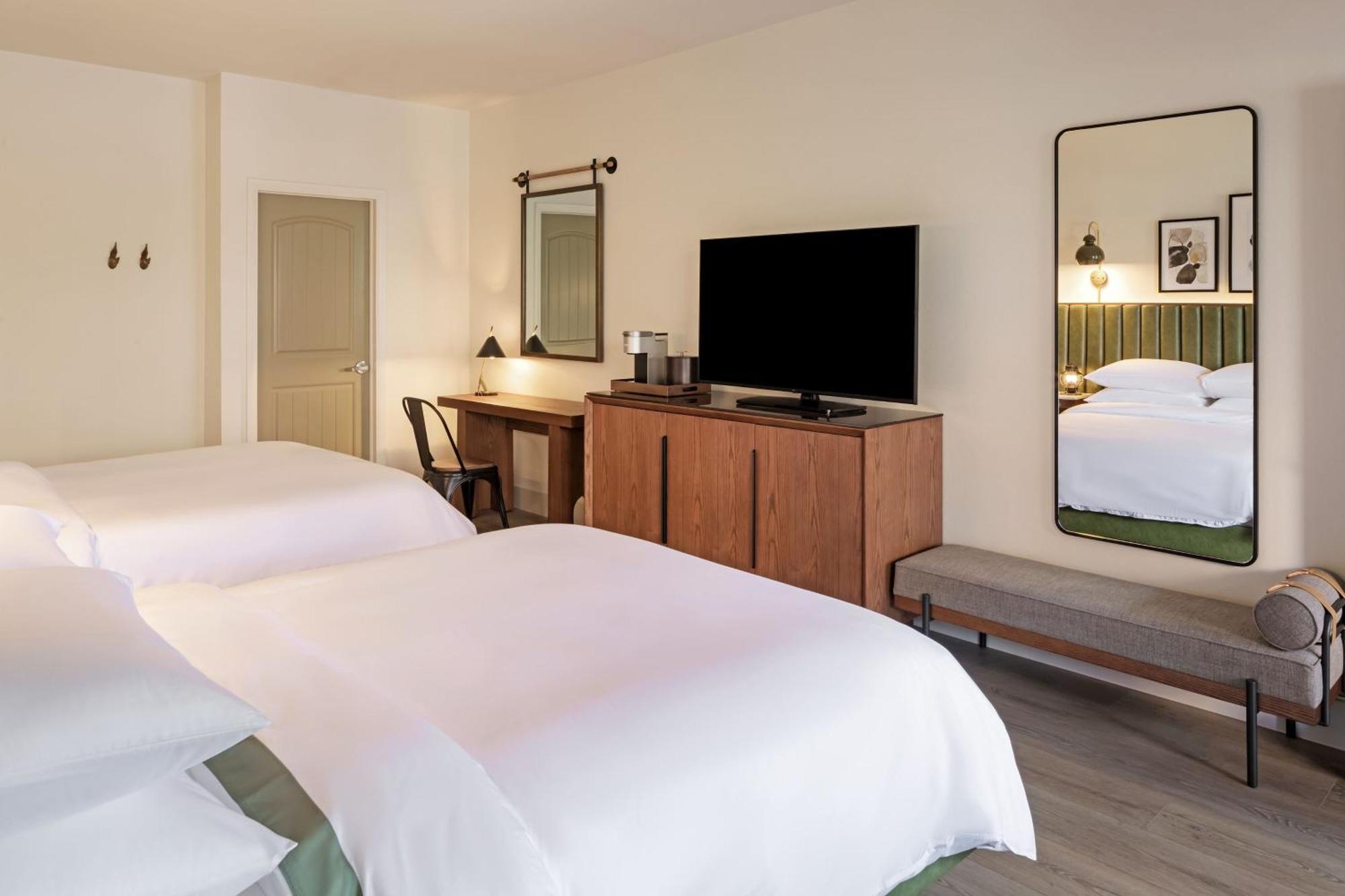 Standard Queen Room Two Queen Beds