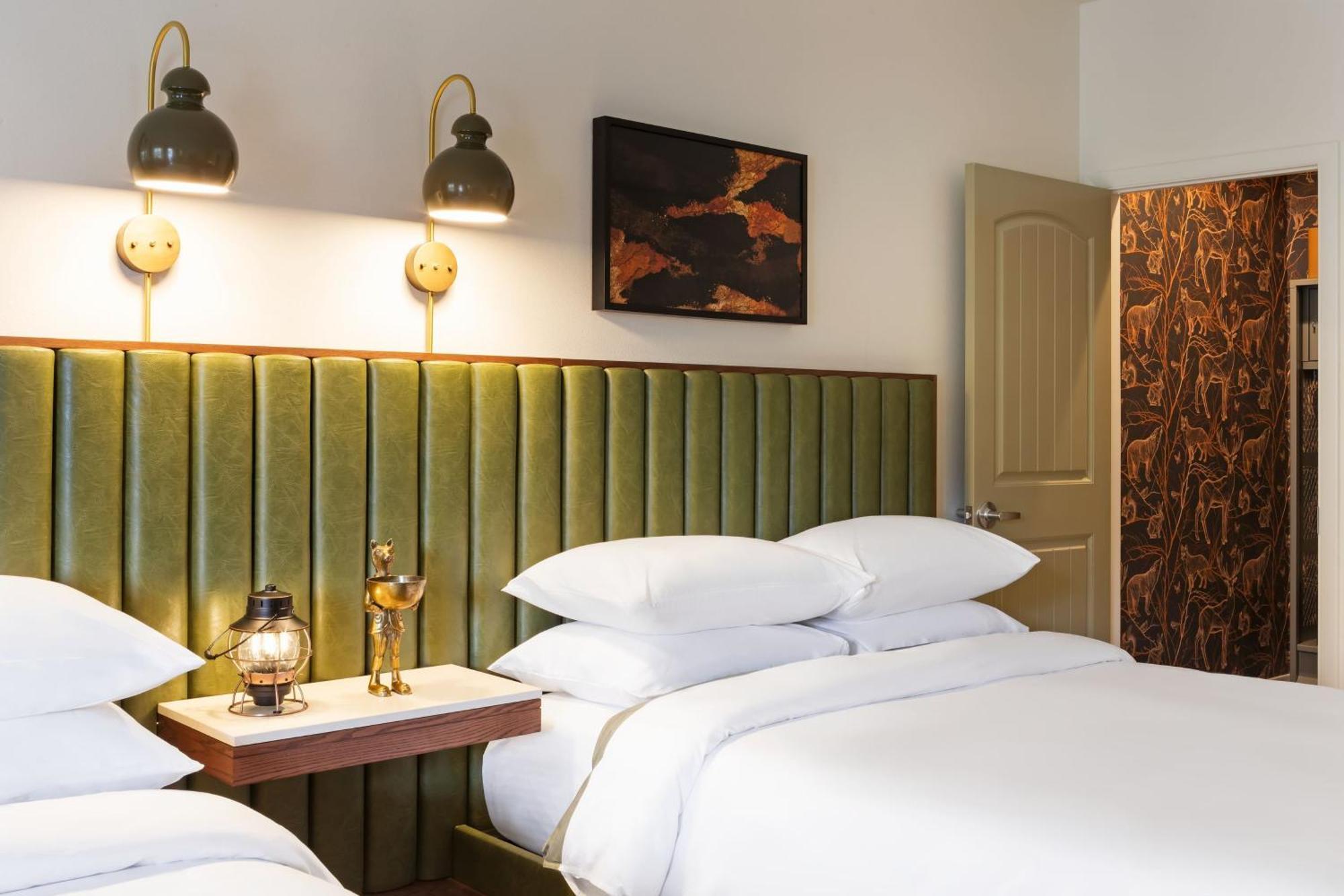 Standard Queen Room Two Queen Beds