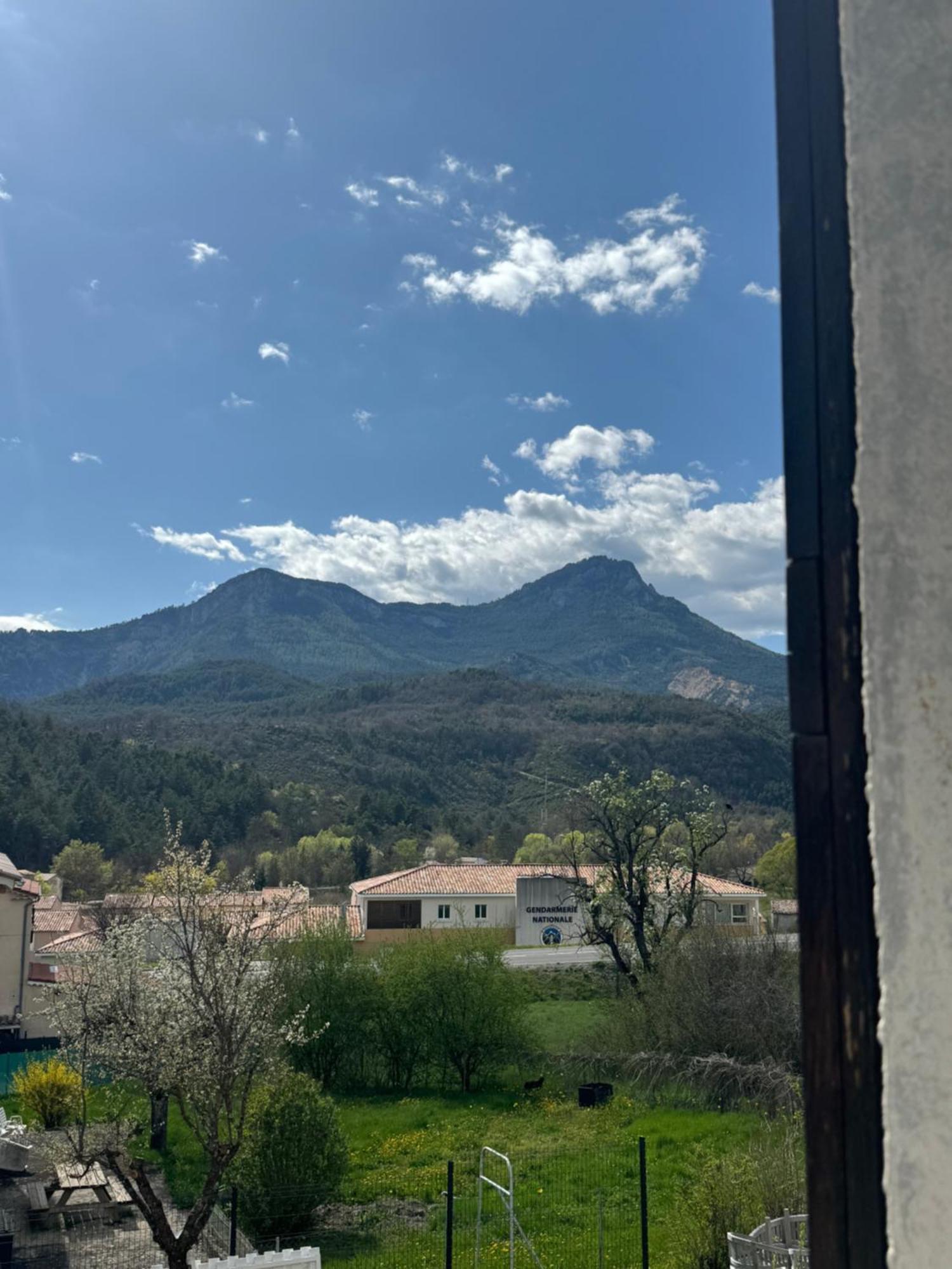 Double Room Mountain View