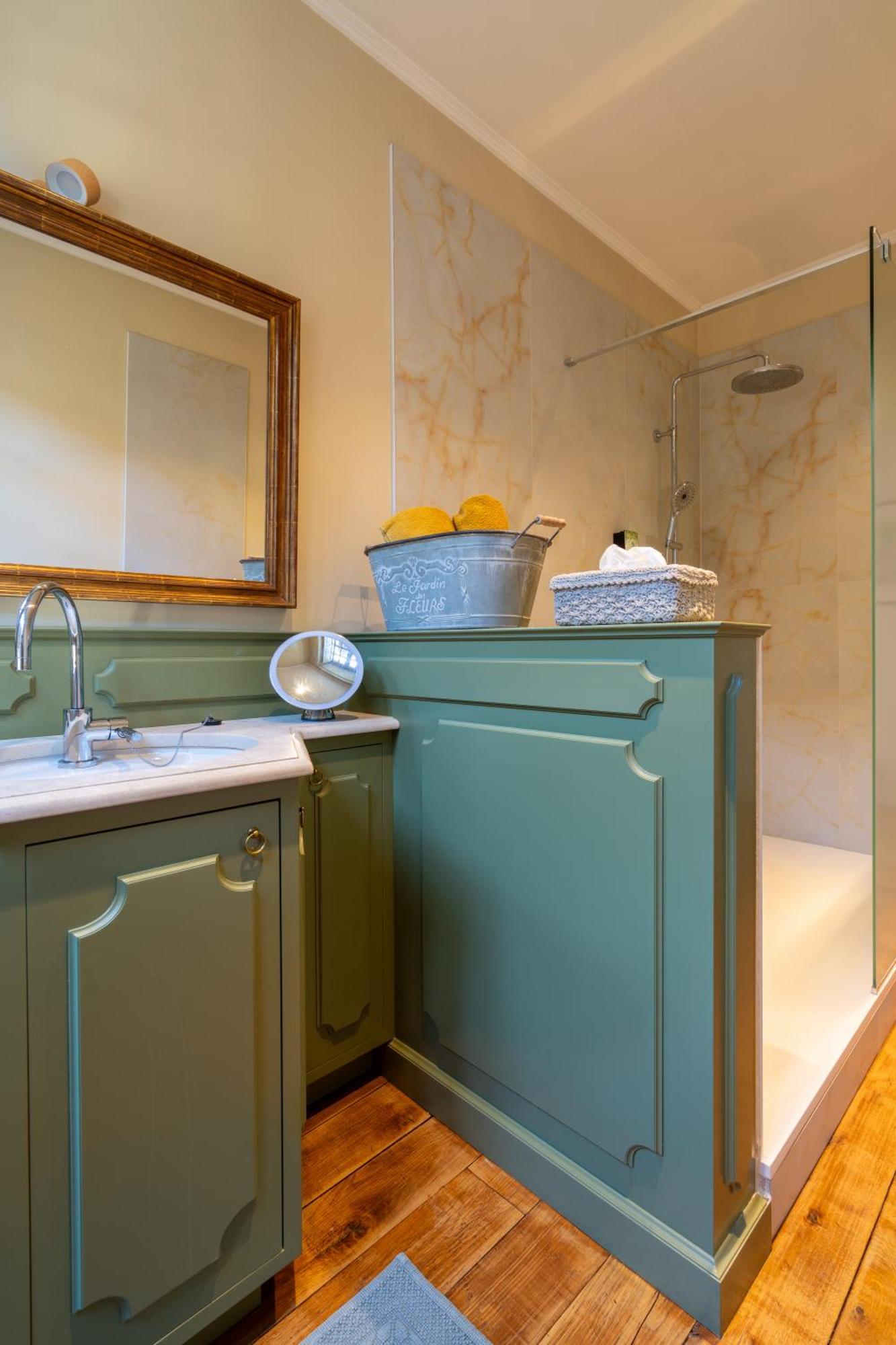 Two Connecting Double Rooms