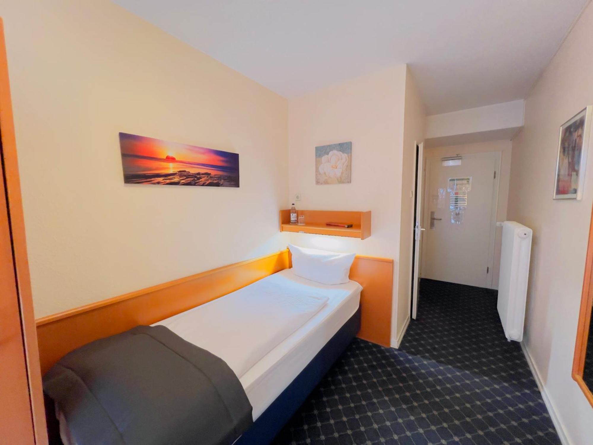 Comfort Single Room