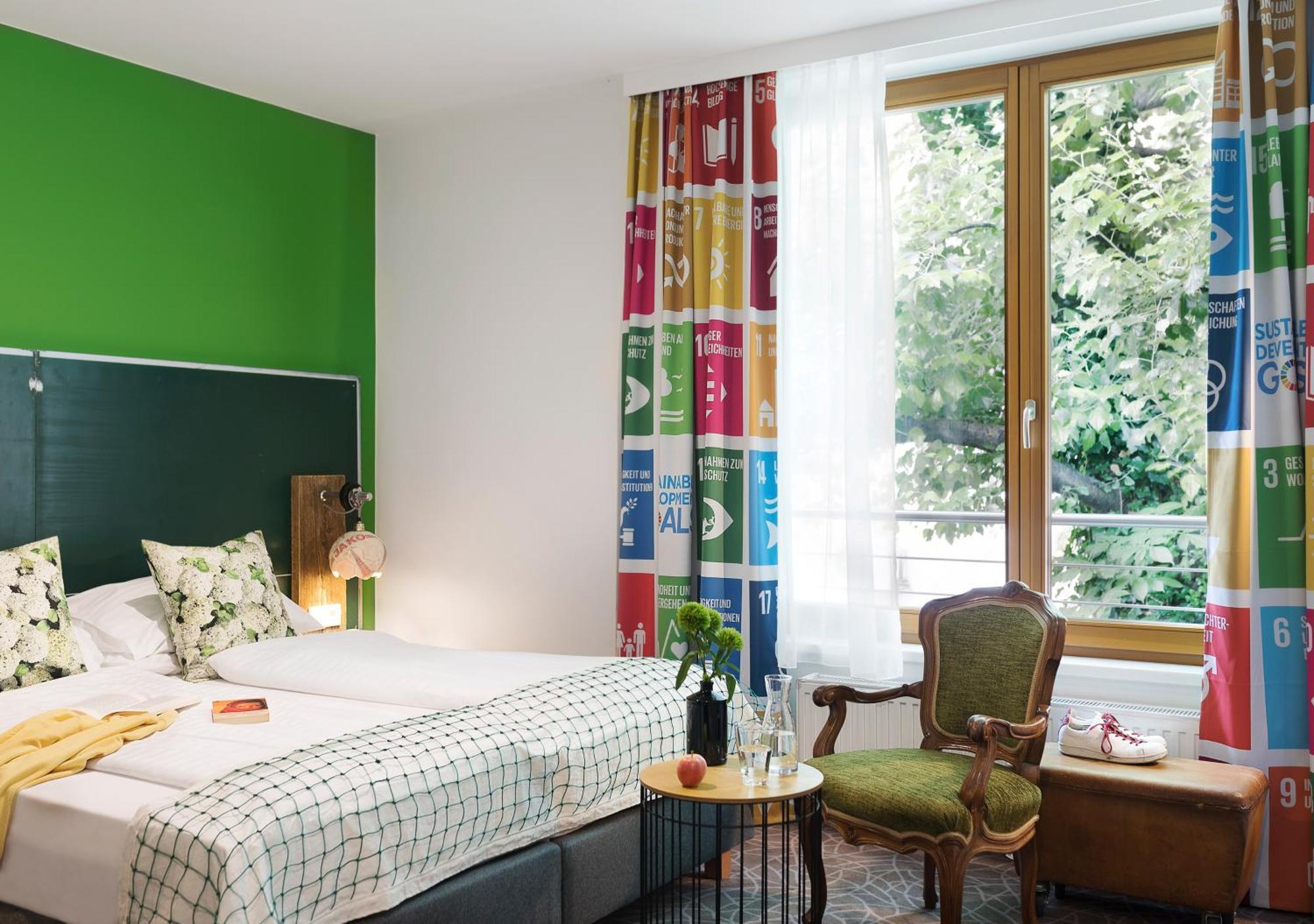 Comfort Room Garden View