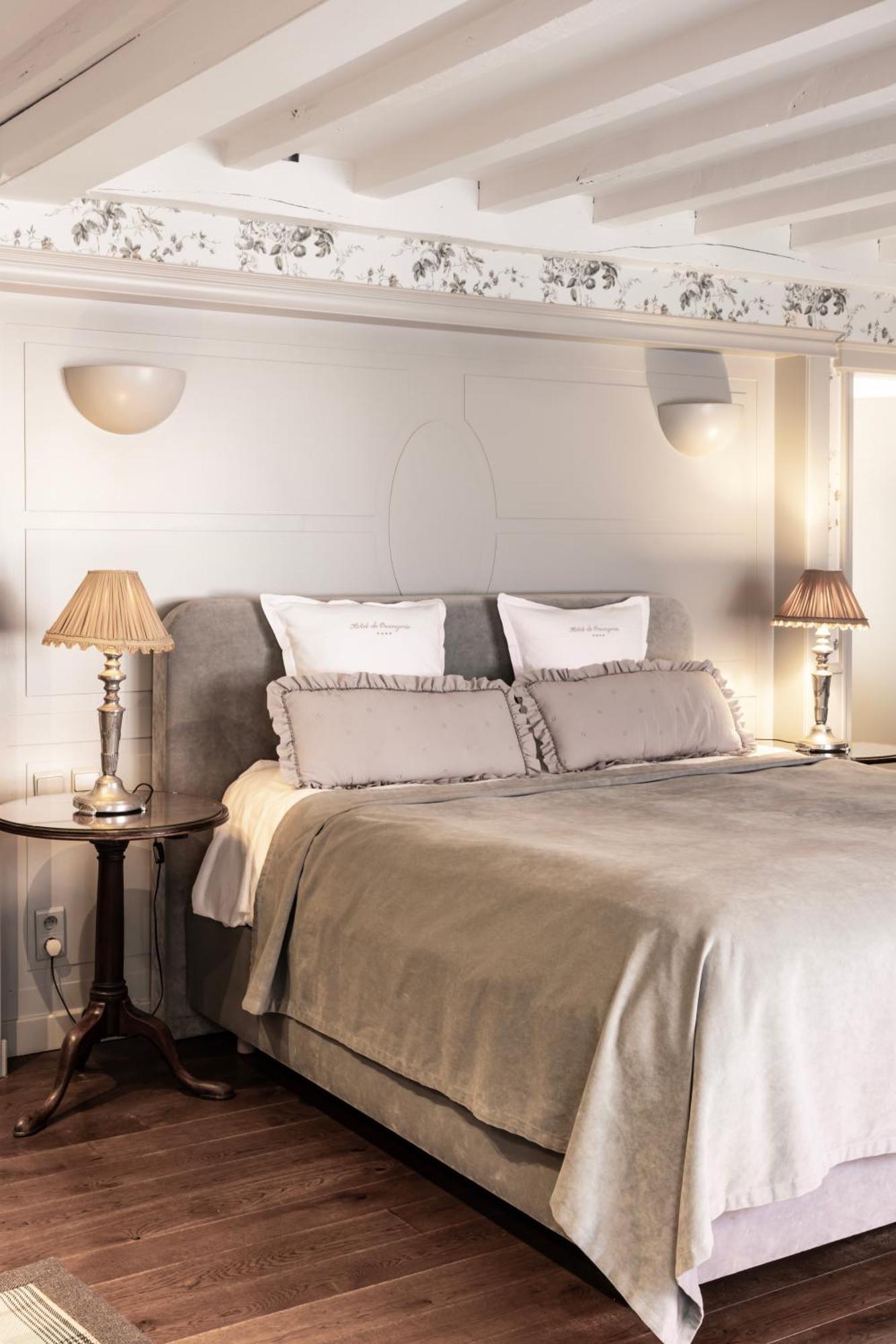 Deluxe Heritage Room
