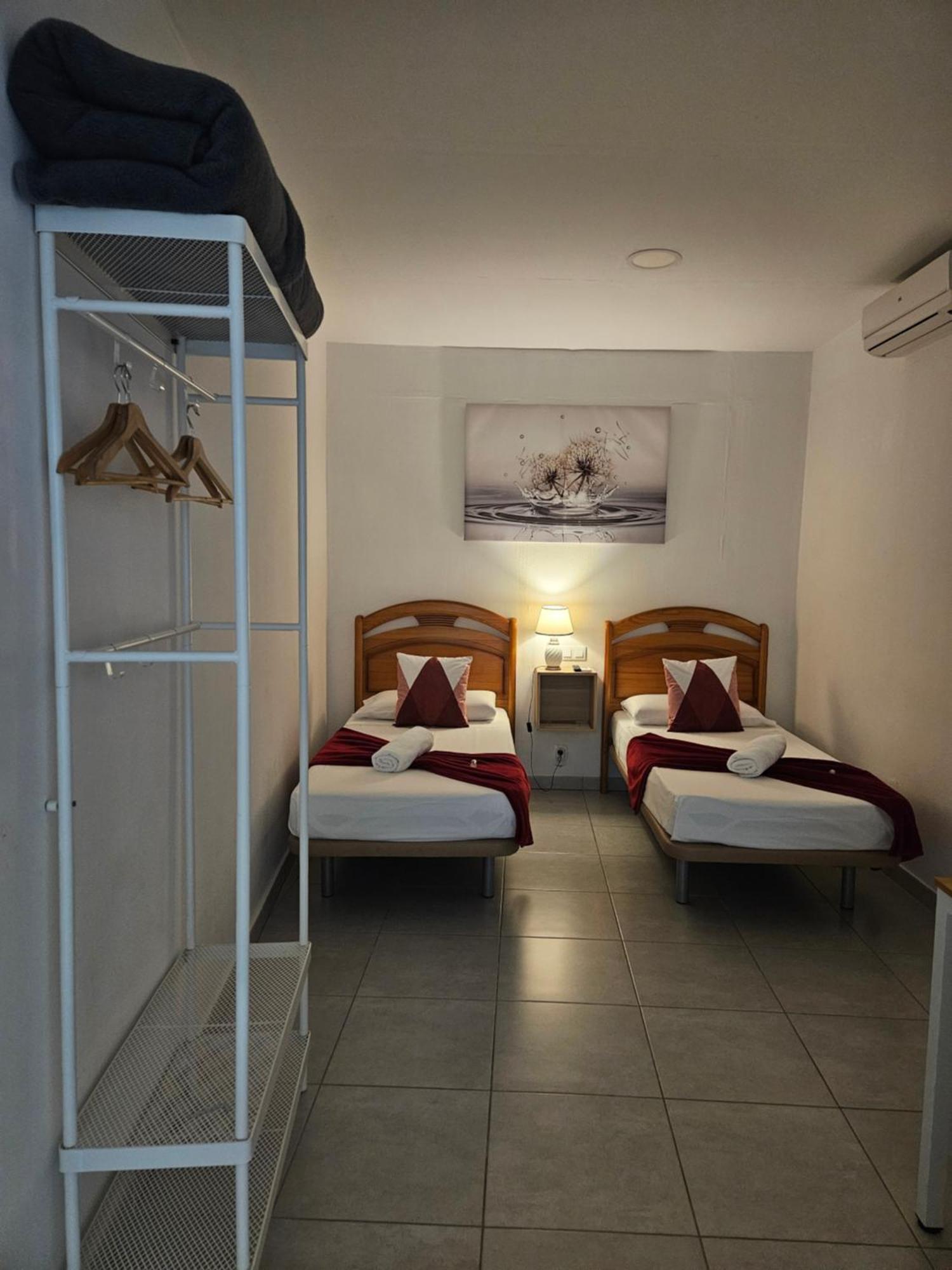 Double or Twin Room Private Bathroom