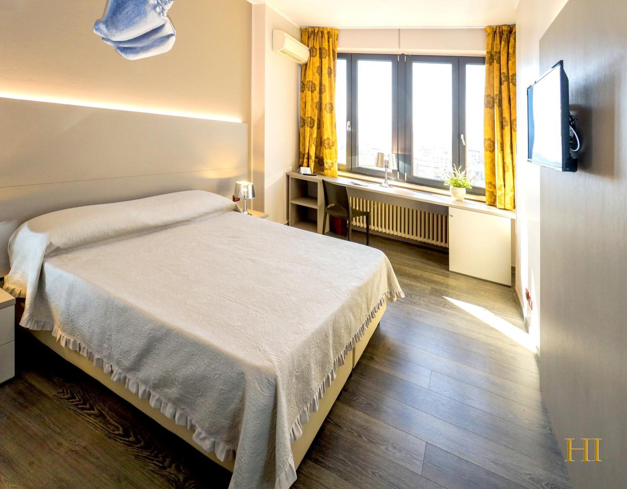 Deluxe Double or Twin Room Sea View