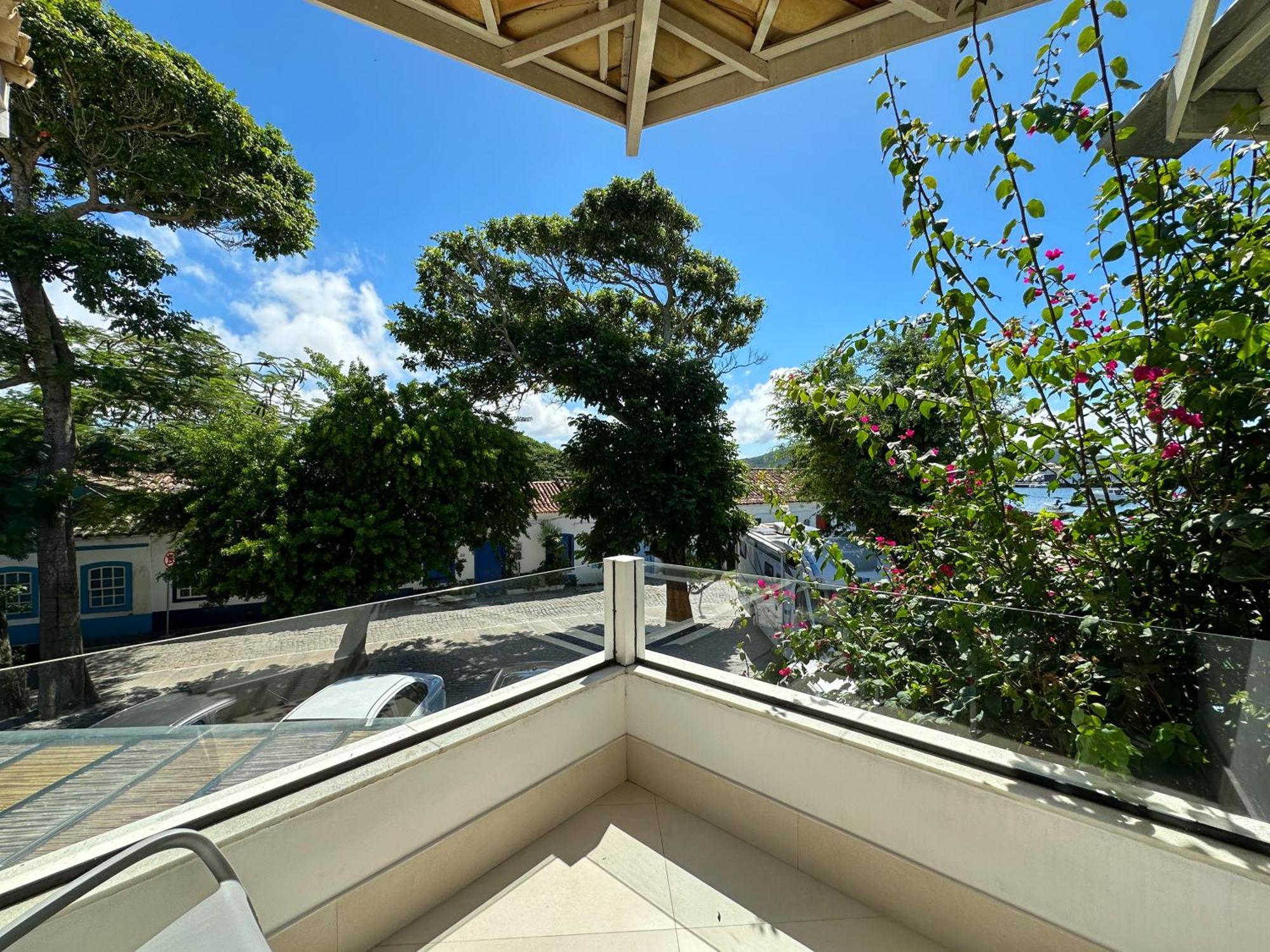 Junior Suite Street View