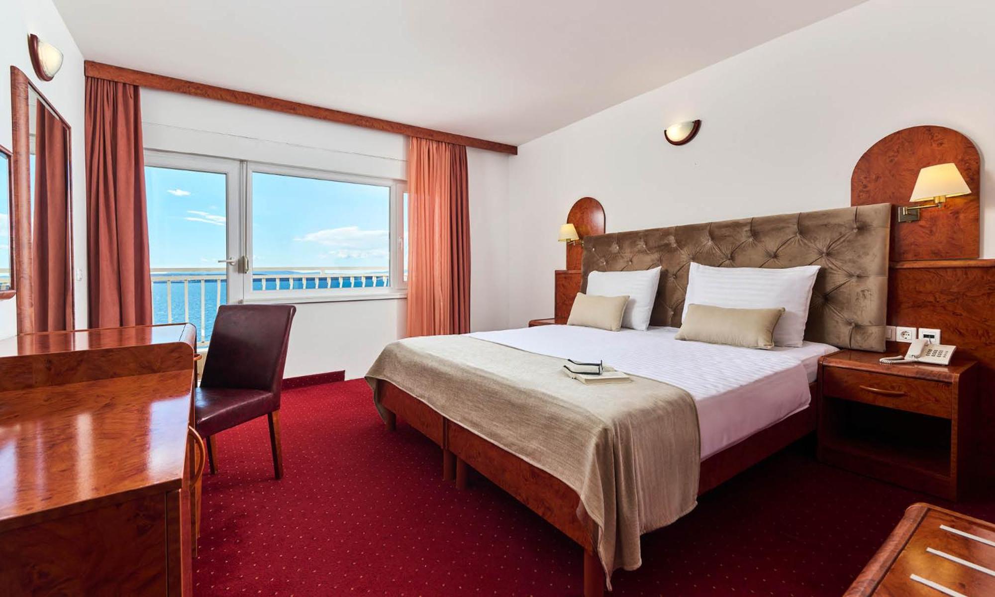 Comfort Double Room Balcony Partial Sea View