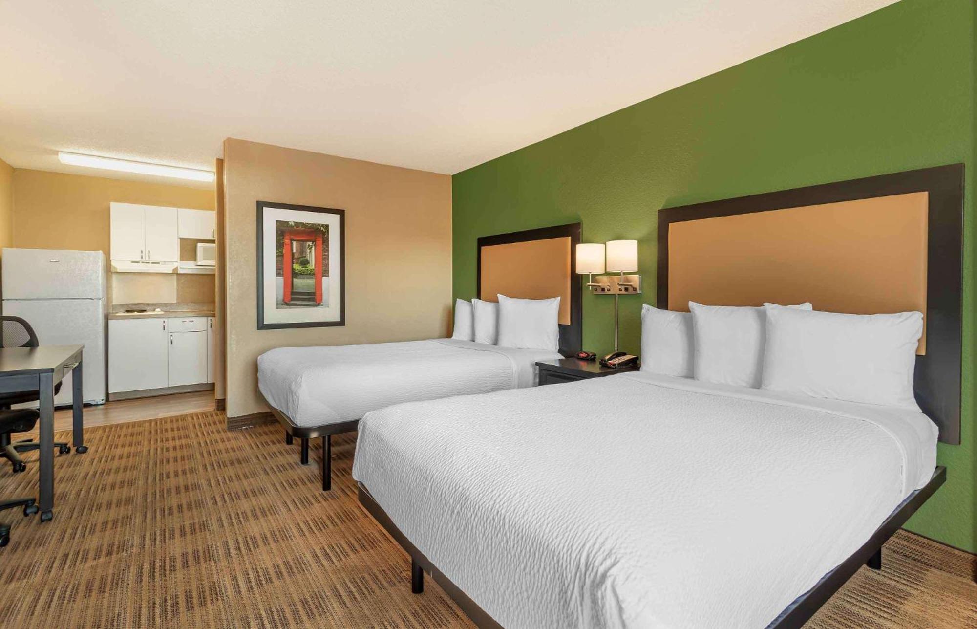 Studio 2 Double Beds Non-Smoking