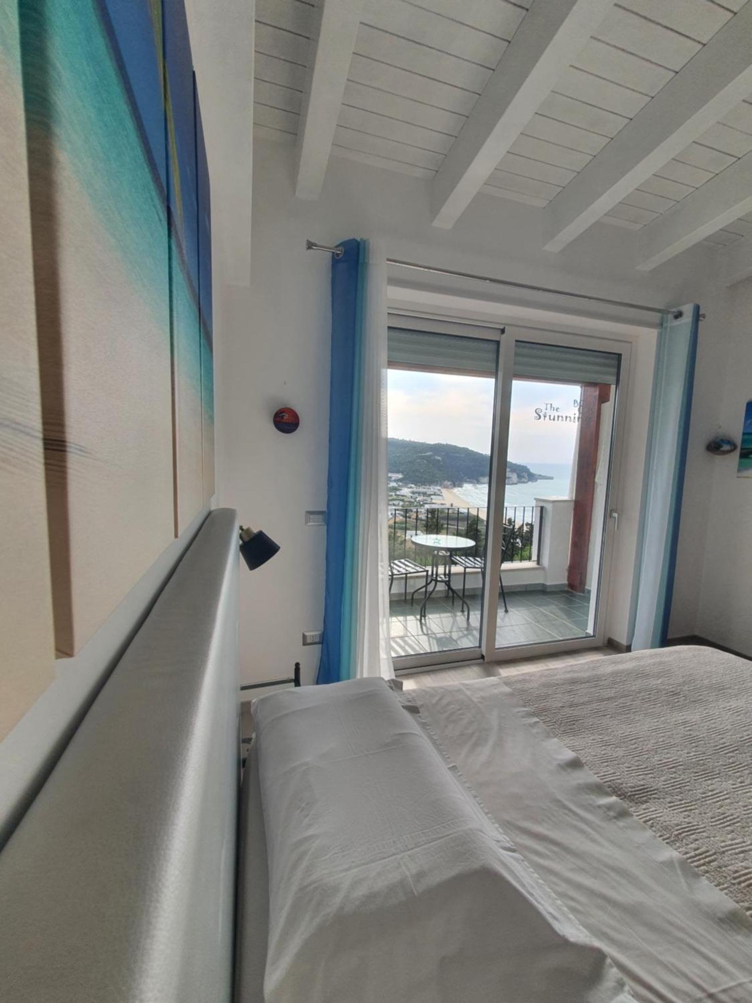 Queen Room Sea View