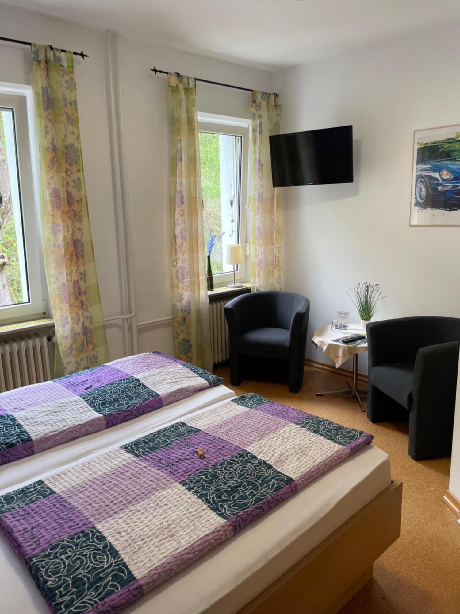 Double Room Private Bathroom