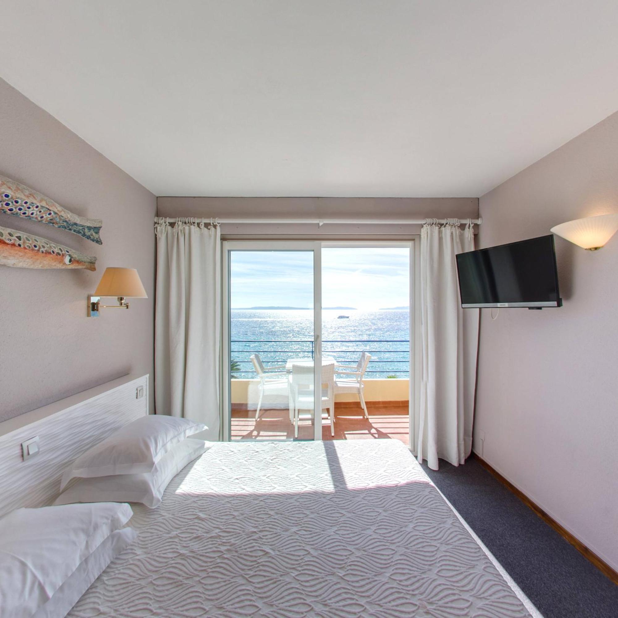 Triple Room Sea View