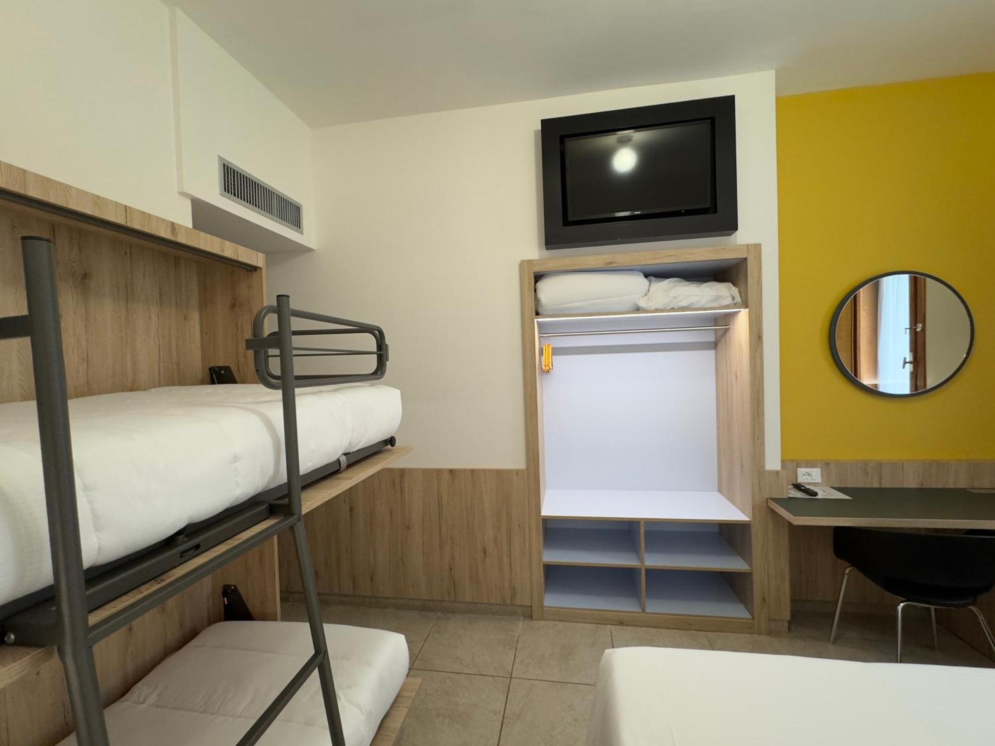 Superior Quadruple Room
