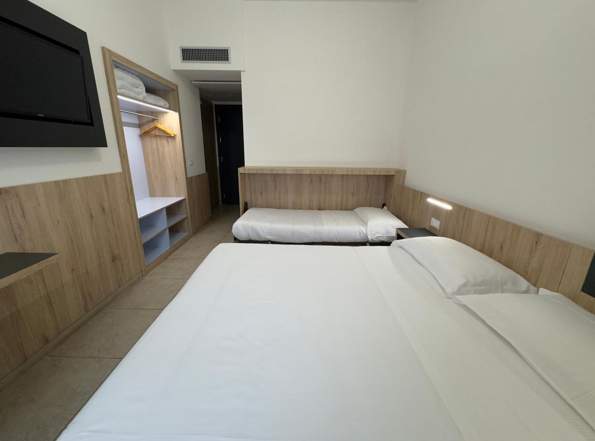 Superior Triple Room