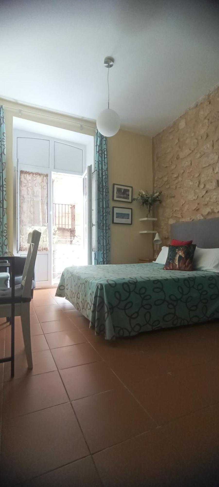 Double Room Private Bathroom