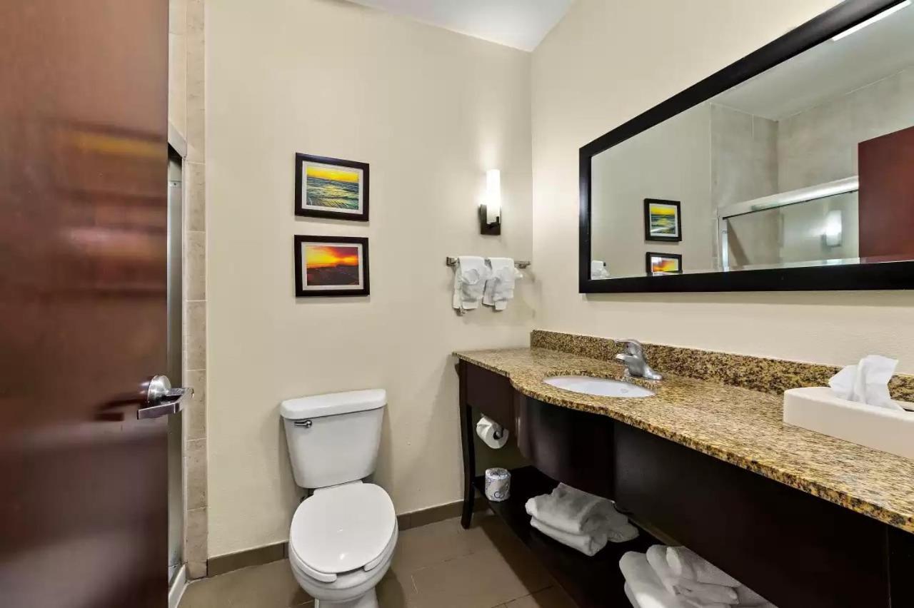 Suite with Two Queen Beds - Accessible/Non-Smoking