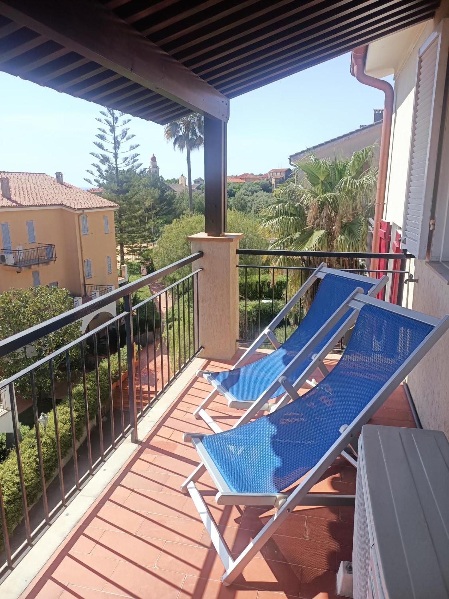 Studio Terrace