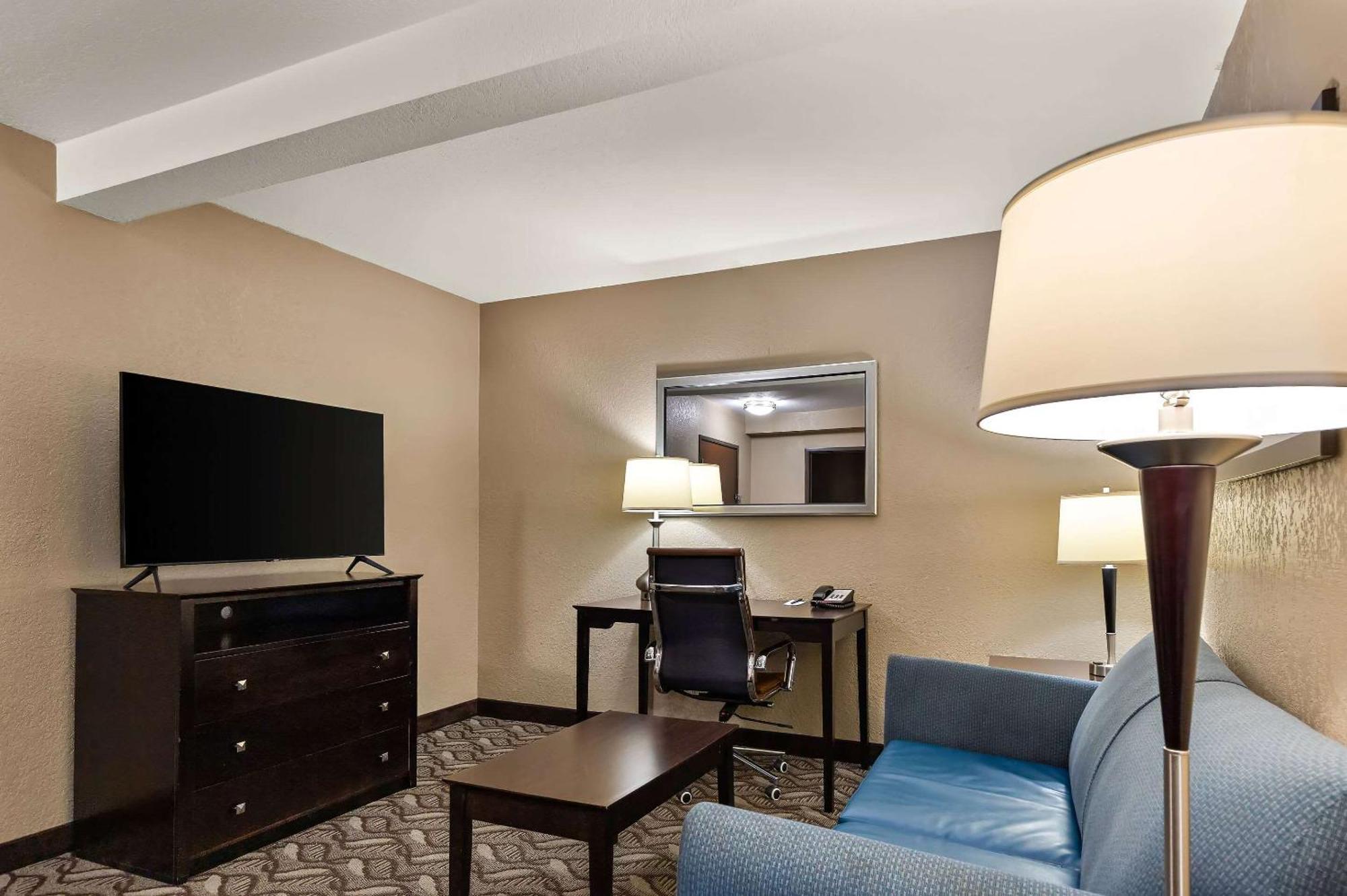King Suite Sofabed Non Smoking