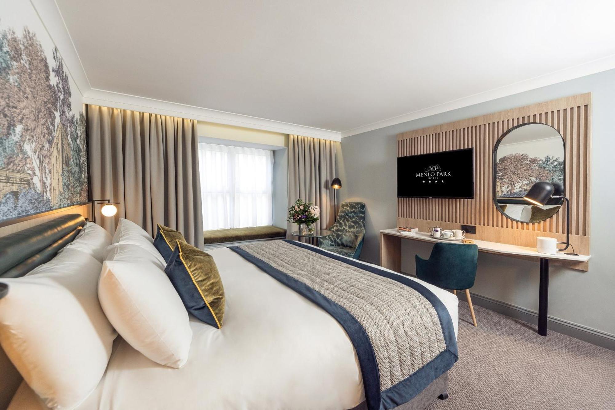 Signature King Room Air-Conditioning
