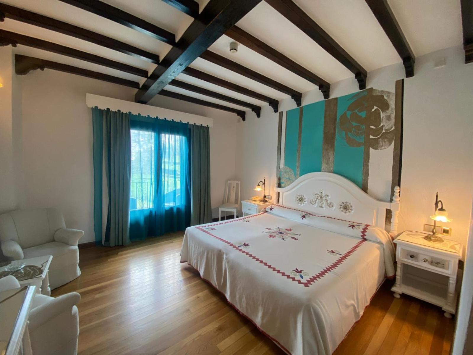 Double or Twin Room,1578373418:JPEG