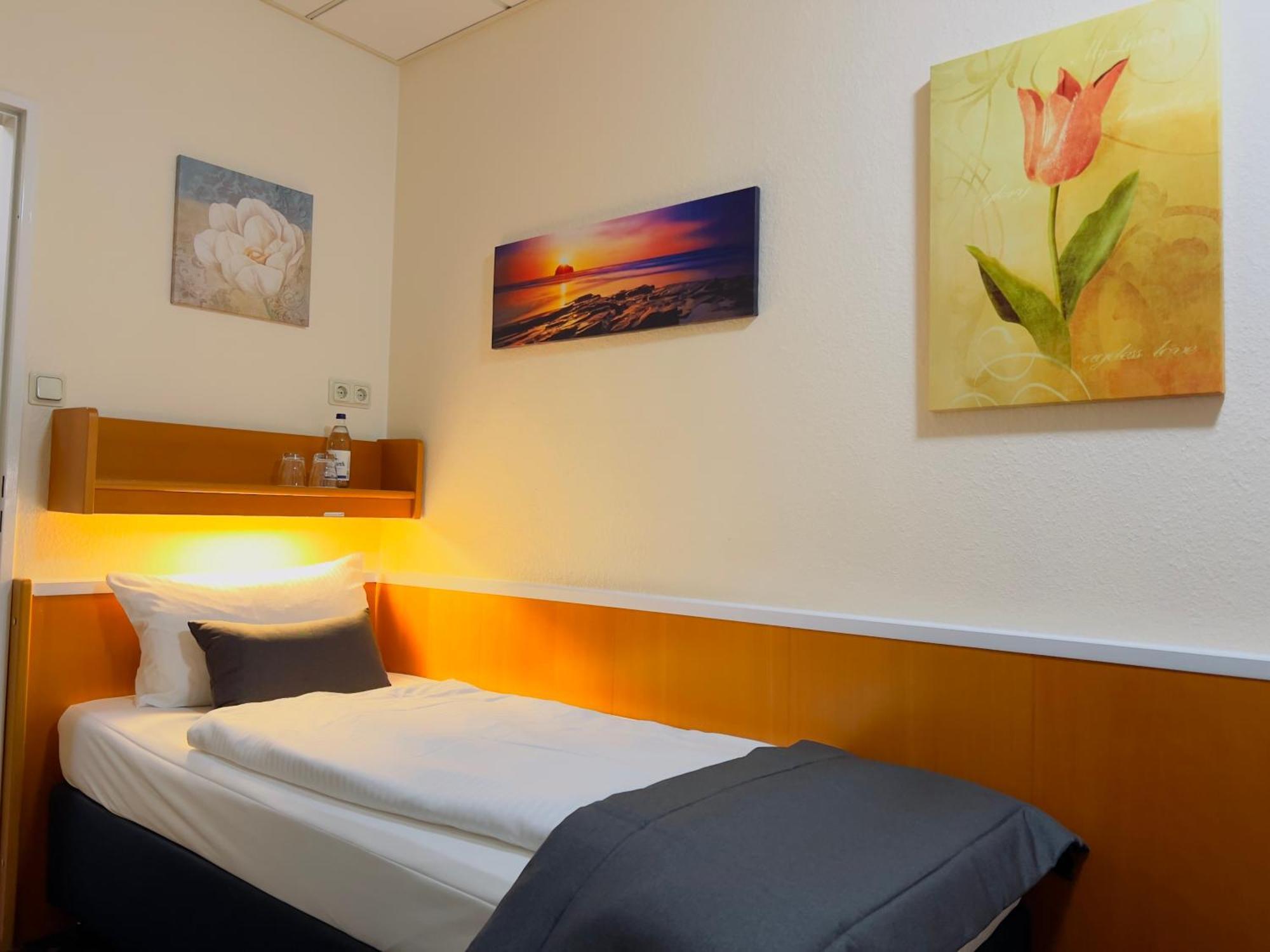 Comfort Twin Room