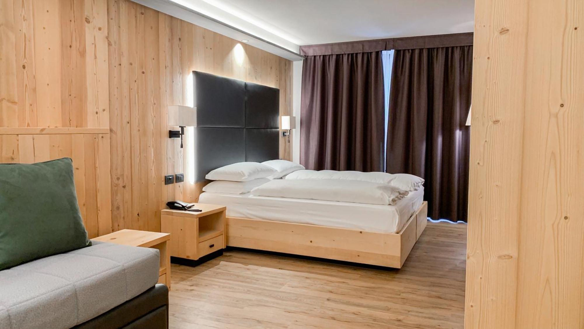 King Suite Spa Bath