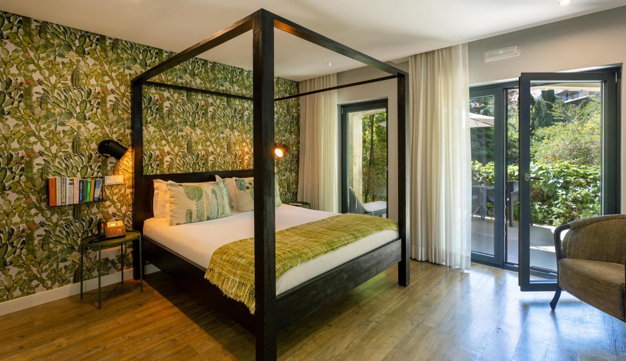 Superior Double Room Balcony Kitchenette