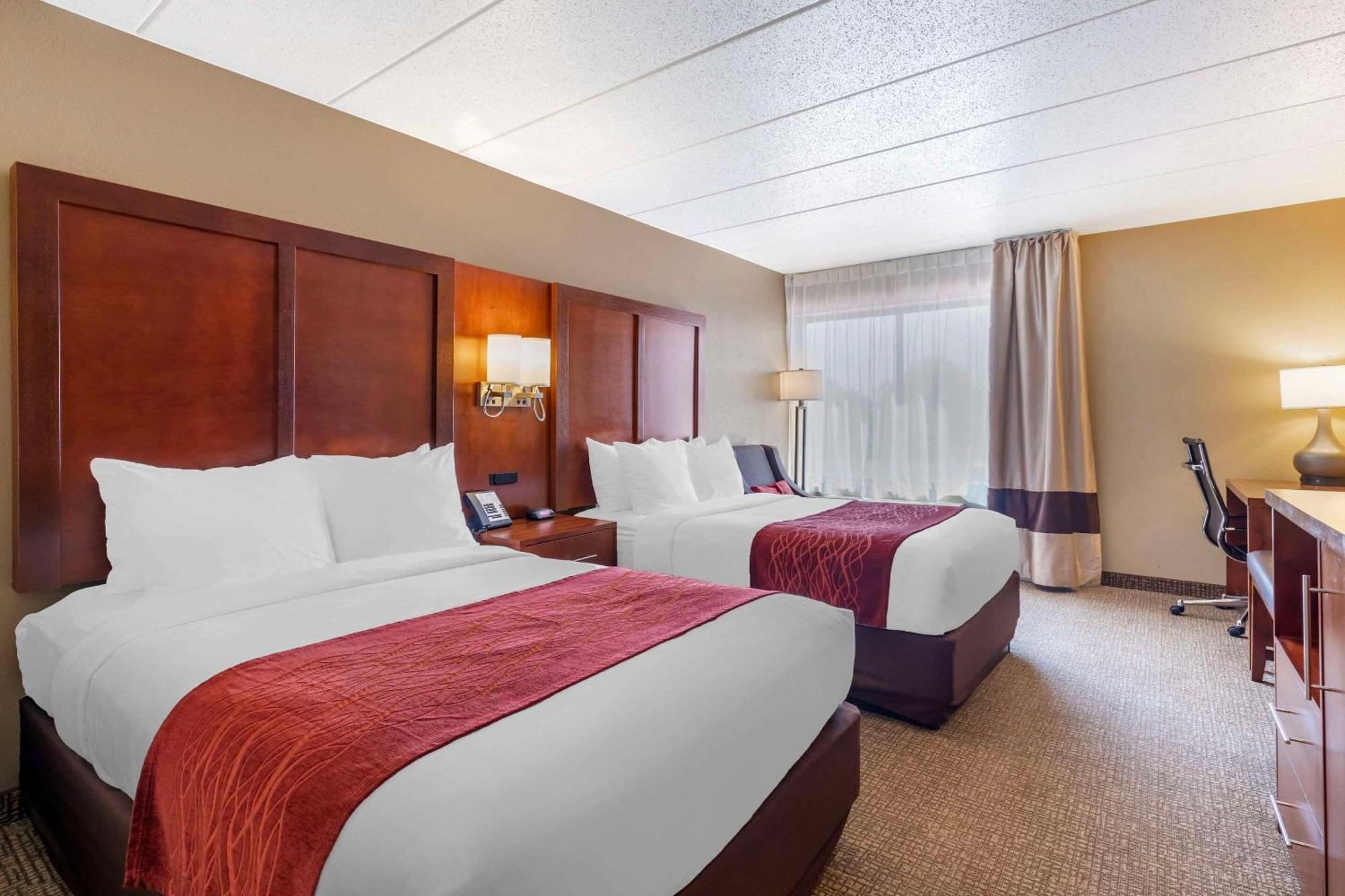 Double Room with Two Double Beds - Accessible/Non-Smoking