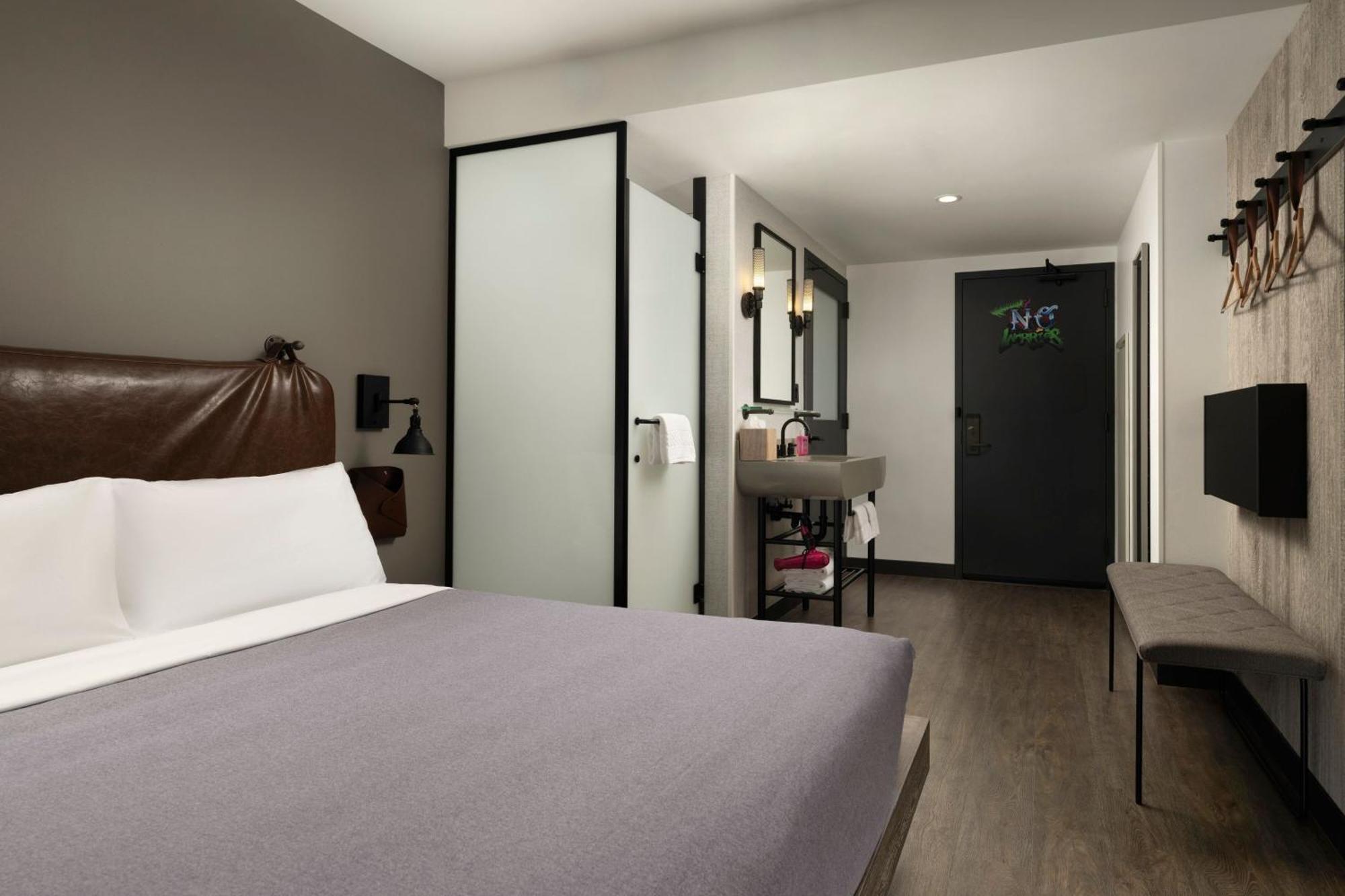 Queen Room