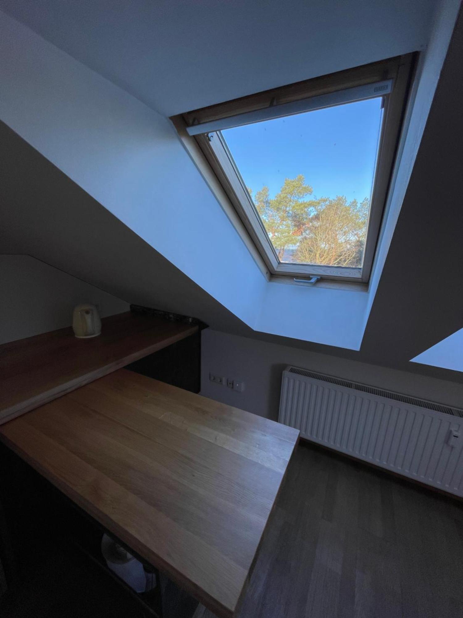 Single Room Bathroom